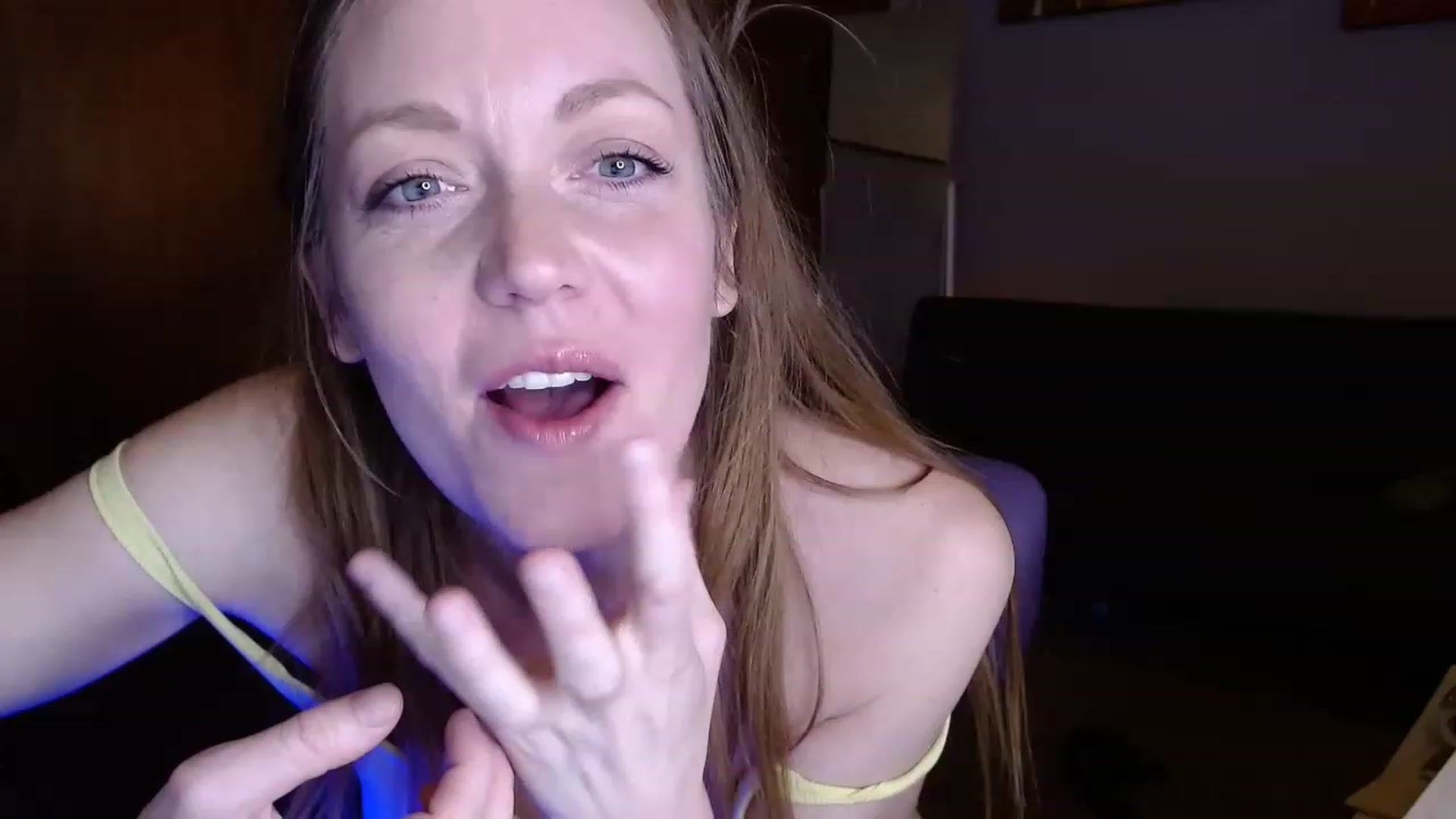 Gallery image thumbnail from KennaKind's myfreecams stream on, 03/04/2023, 04:42 image 10 of 20