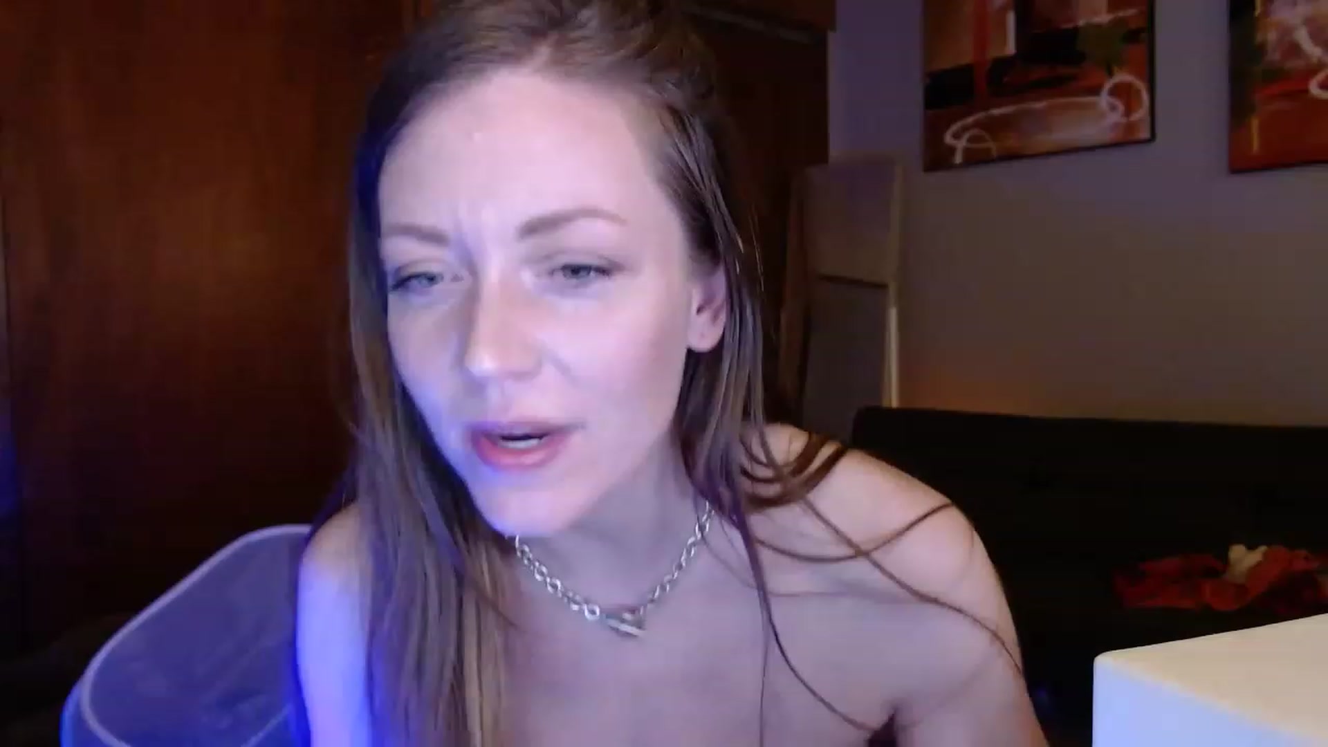 Gallery image thumbnail from KennaKind's myfreecams stream on, 03/19/2023, 04:08 image 12 of 20