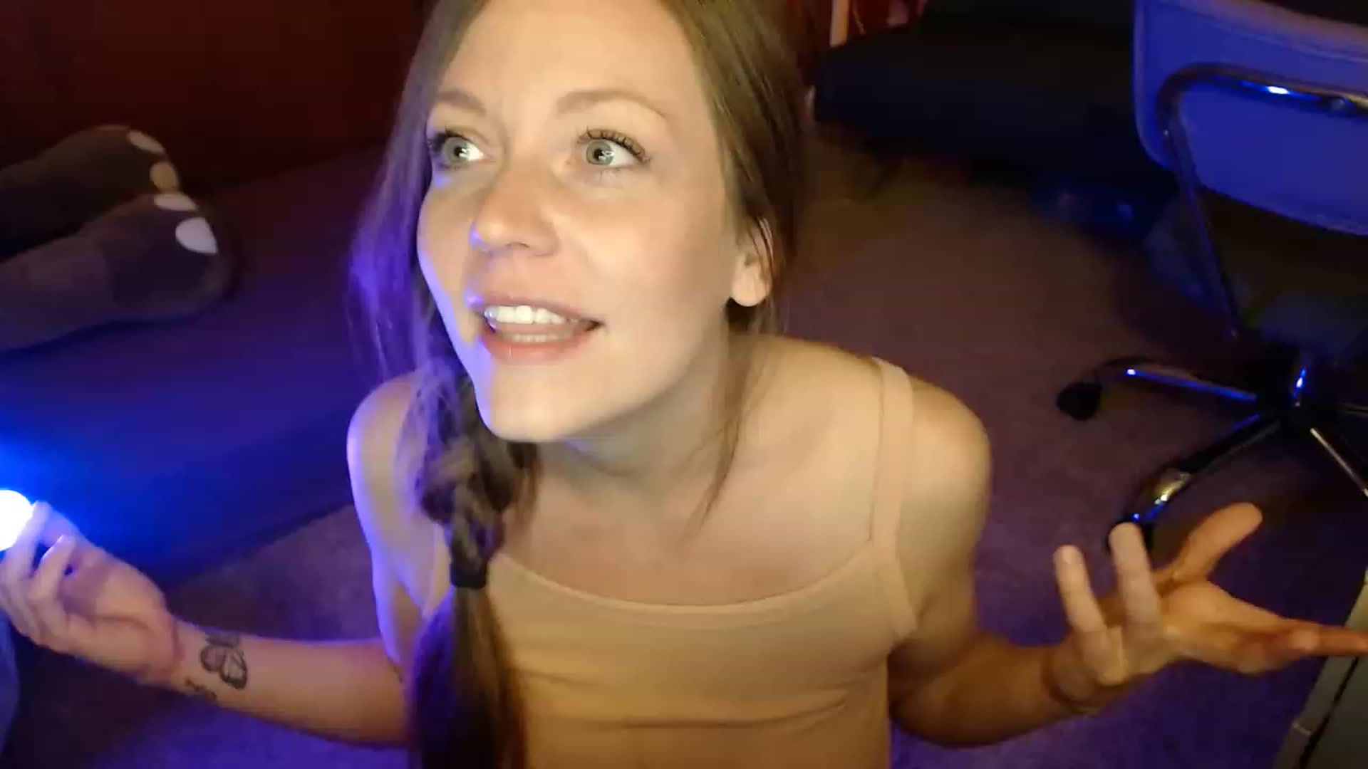 Gallery image thumbnail from KennaKind's myfreecams stream on, 03/30/2023, 03:54 image 16 of 20