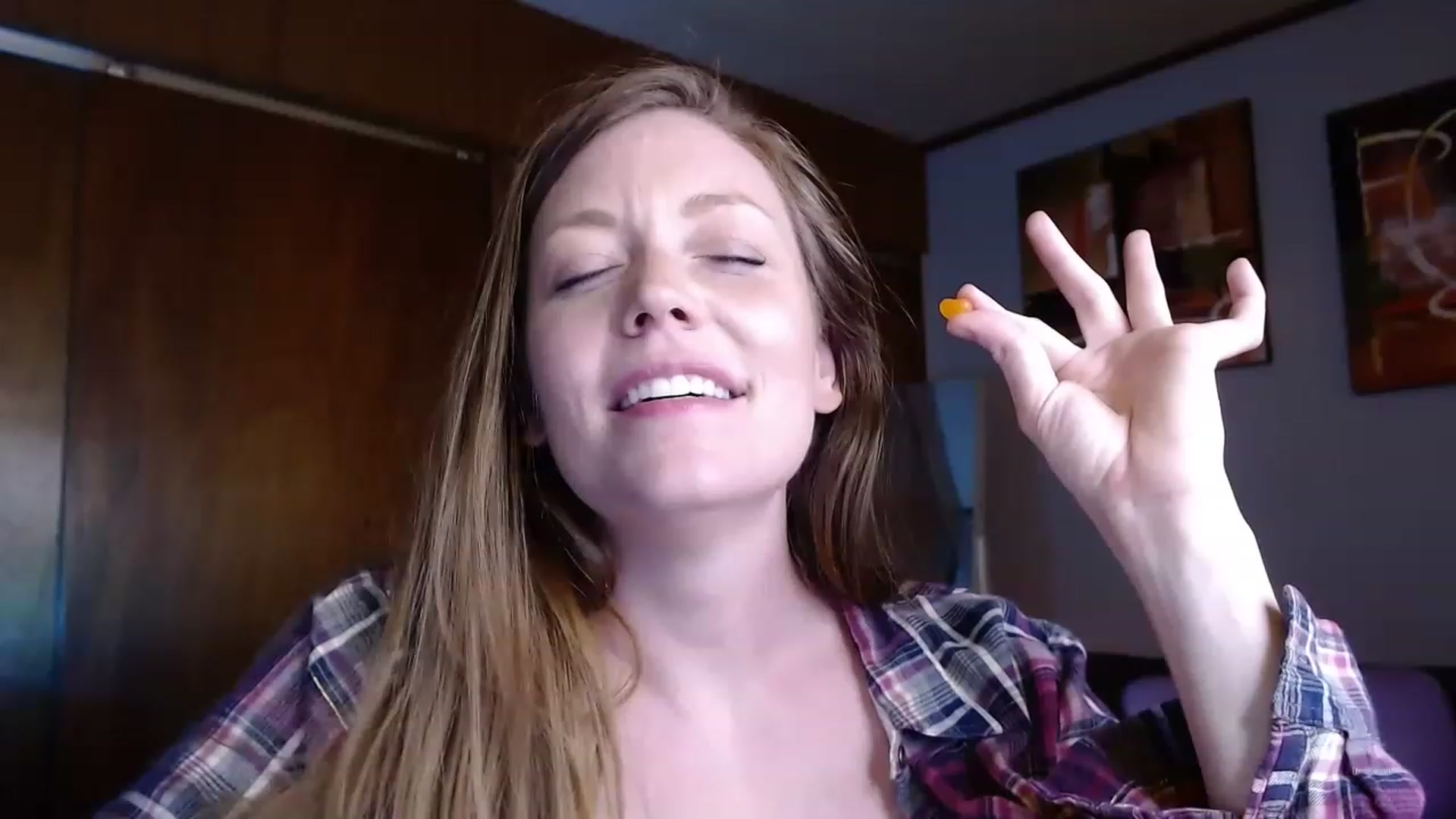 Gallery image thumbnail from KennaKind's myfreecams stream on, 04/15/2023, 02:01 image 9 of 20