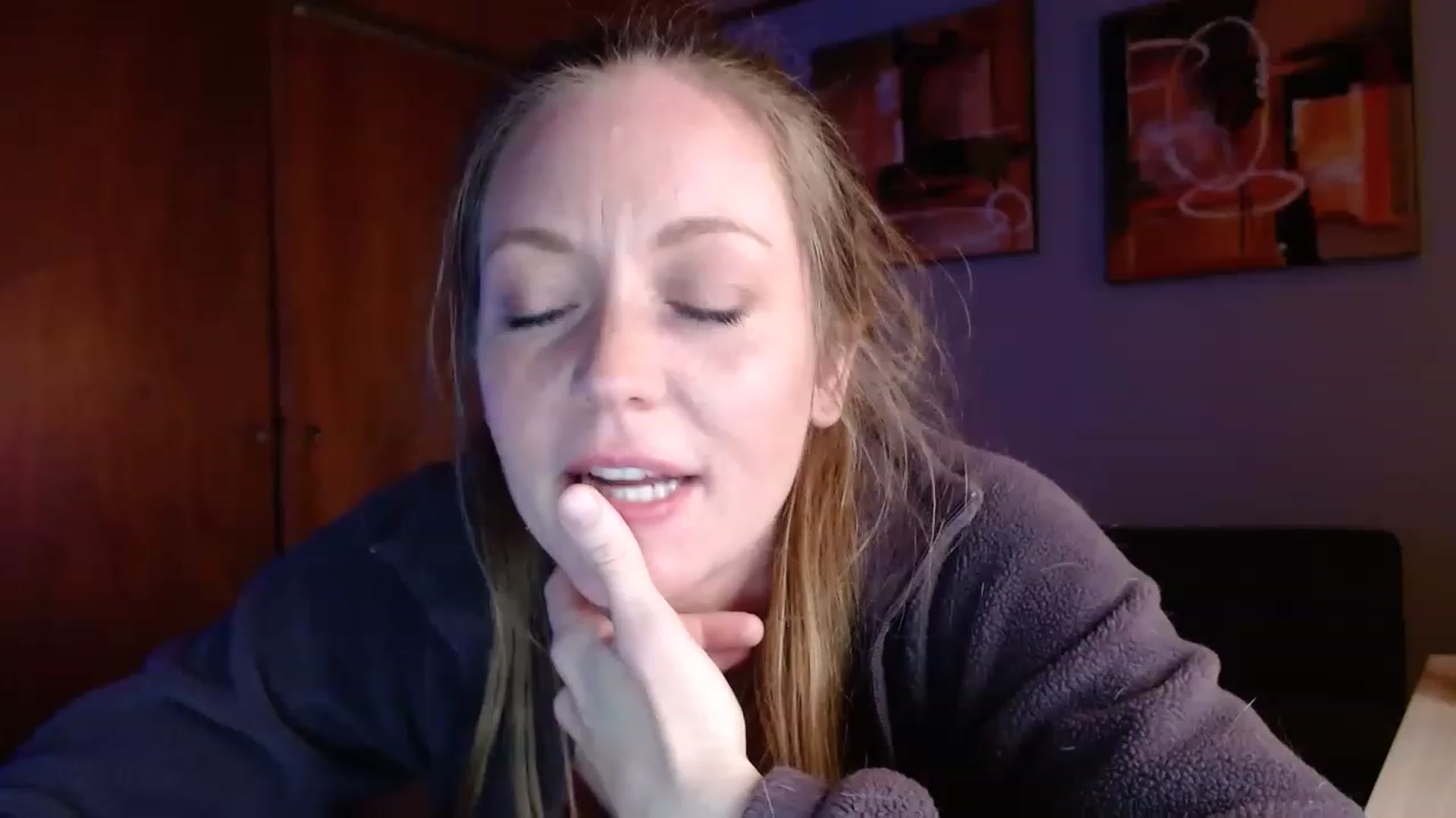Gallery image thumbnail from KennaKind's myfreecams stream on, 04/22/2023, 03:56 image 4 of 20