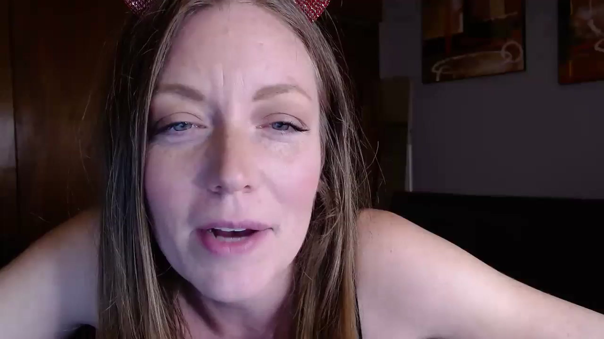 Gallery image thumbnail from KennaKind's myfreecams stream on, 10/14/2023, 02:13 image 1 of 20