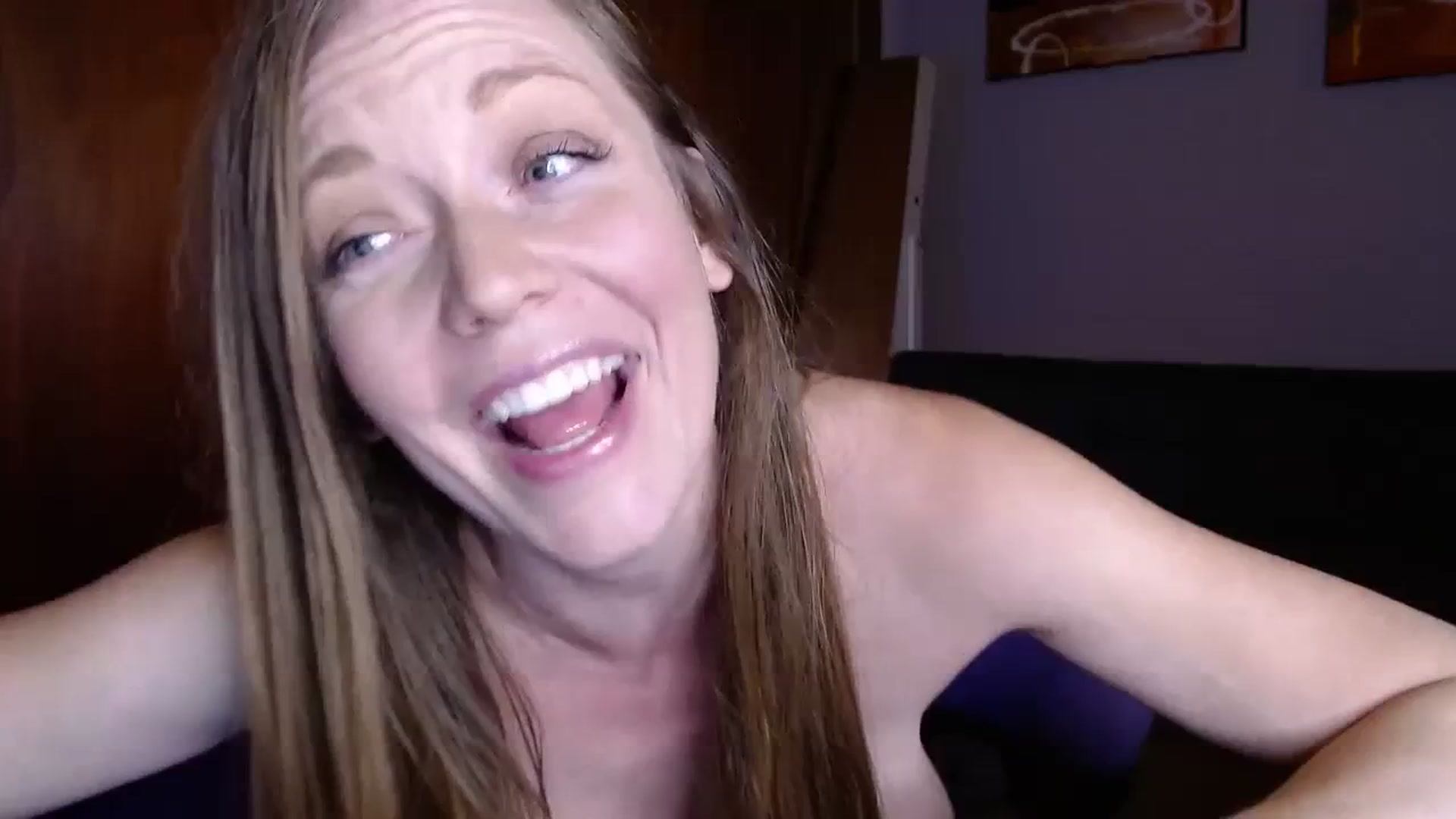 Gallery image thumbnail from KennaKind's myfreecams stream on, 10/21/2023, 02:29 image 1 of 20