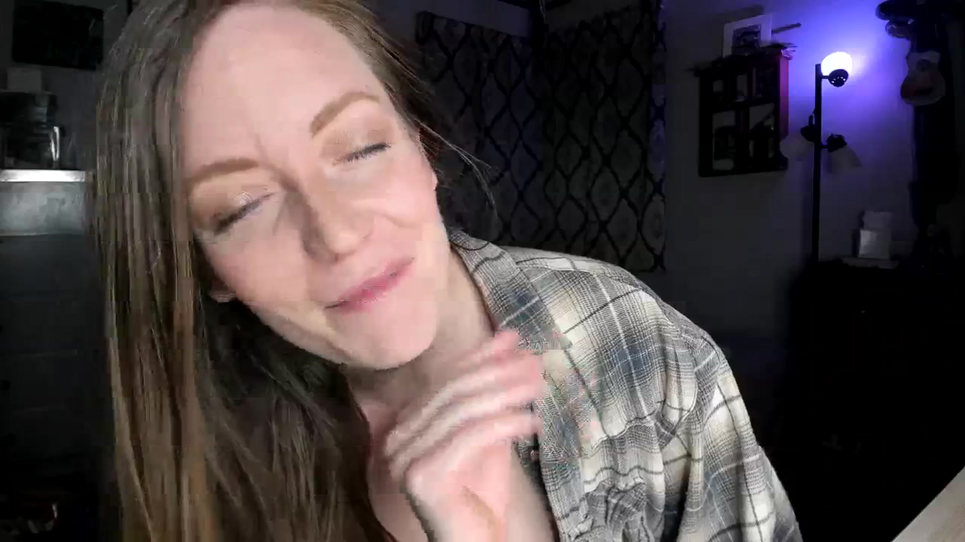 Gallery image thumbnail from KennaKind's myfreecams stream on, 03/03/2024, 03:57 image 4 of 20