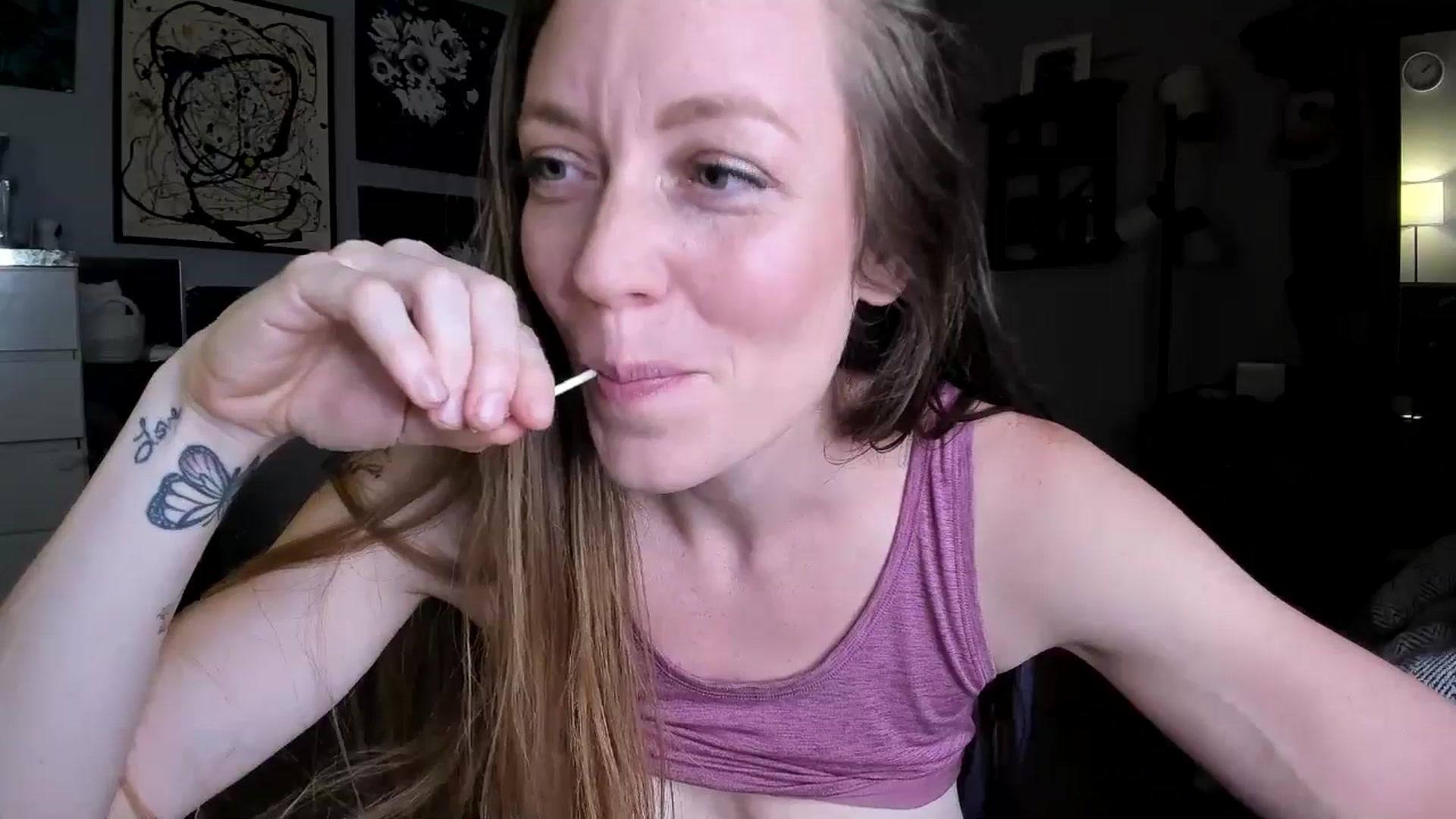 Gallery image thumbnail from KennaKind's myfreecams stream on, 05/26/2024, 03:27 image 19 of 20