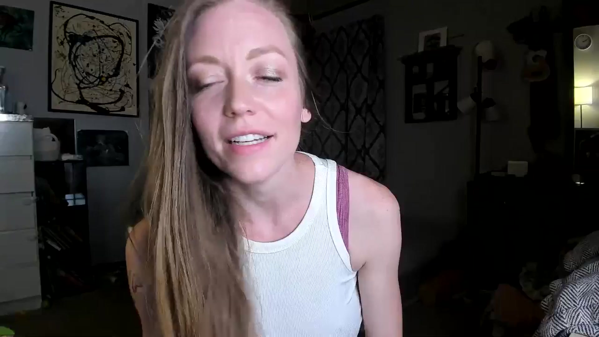 Gallery image thumbnail from KennaKind's myfreecams stream on, 05/26/2024, 03:27 image 6 of 20