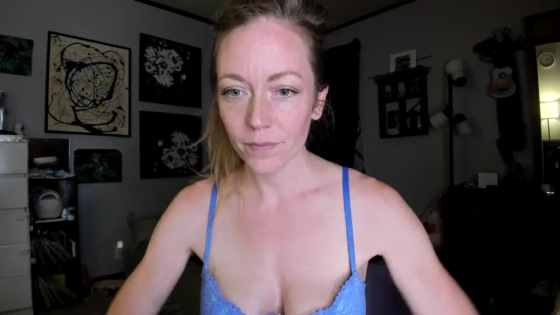 Gallery image thumbnail from KennaKind's myfreecams stream on, 07/01/2024, 03:05 image 6 of 20