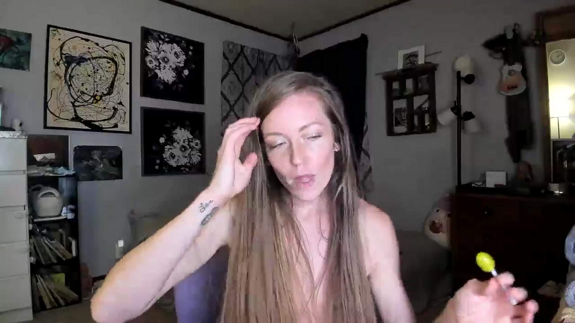 Gallery image thumbnail from KennaKind's myfreecams stream on, 07/01/2024, 03:05 image 18 of 20