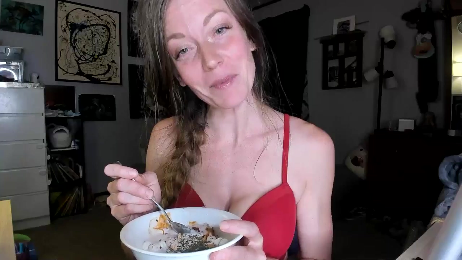 Gallery image thumbnail from KennaKind's myfreecams stream on, 07/08/2024, 03:15 image 7 of 20