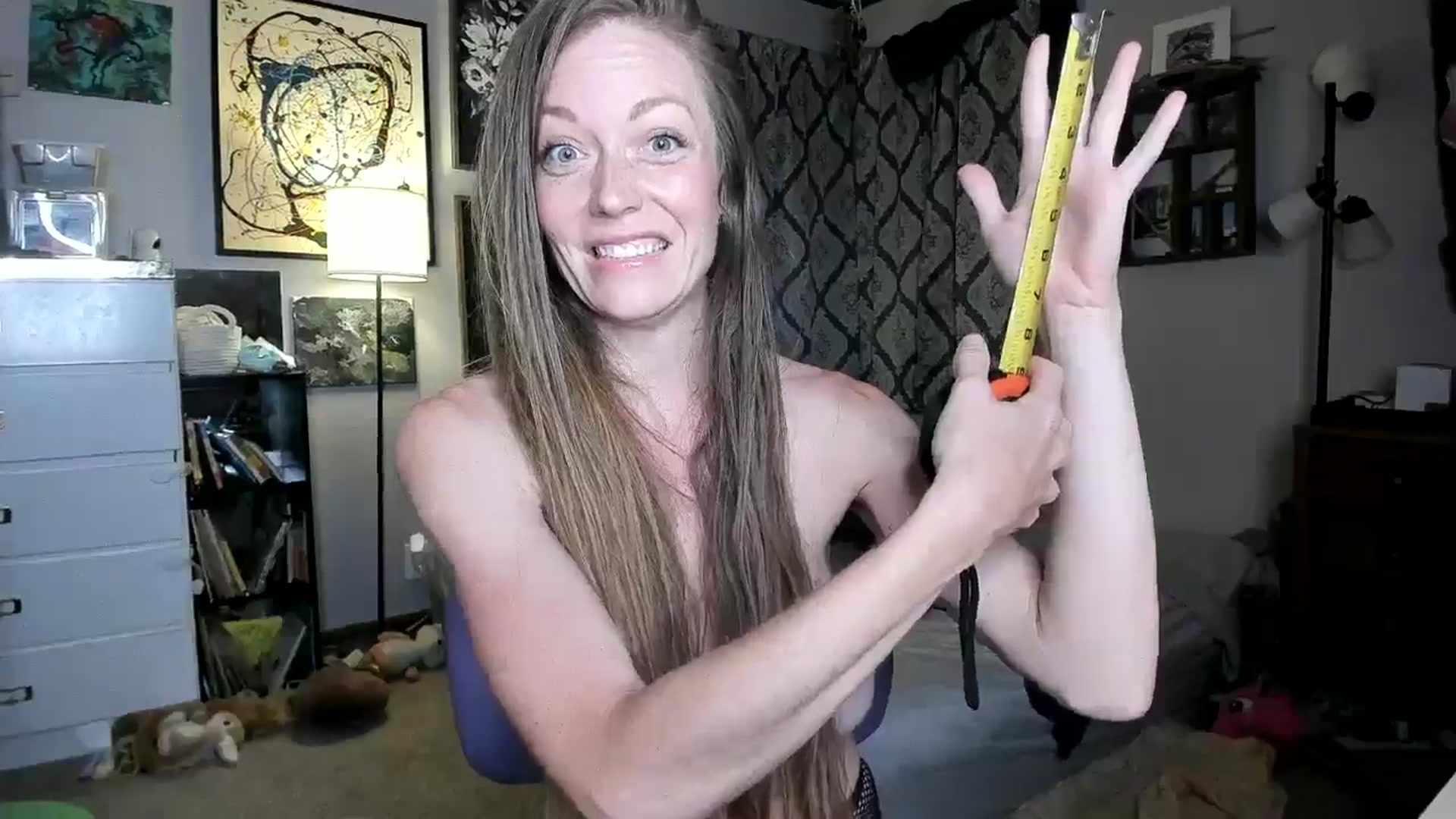 Gallery image thumbnail from KennaKind's myfreecams stream on, 08/05/2024, 03:18 image 8 of 20