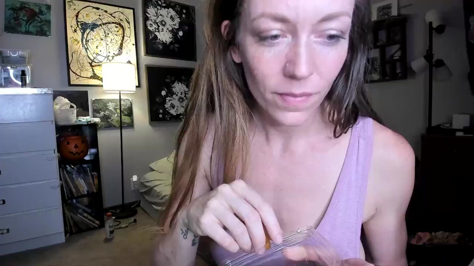 Gallery image thumbnail from KennaKind's myfreecams stream on, 08/19/2024, 04:01 image 4 of 20