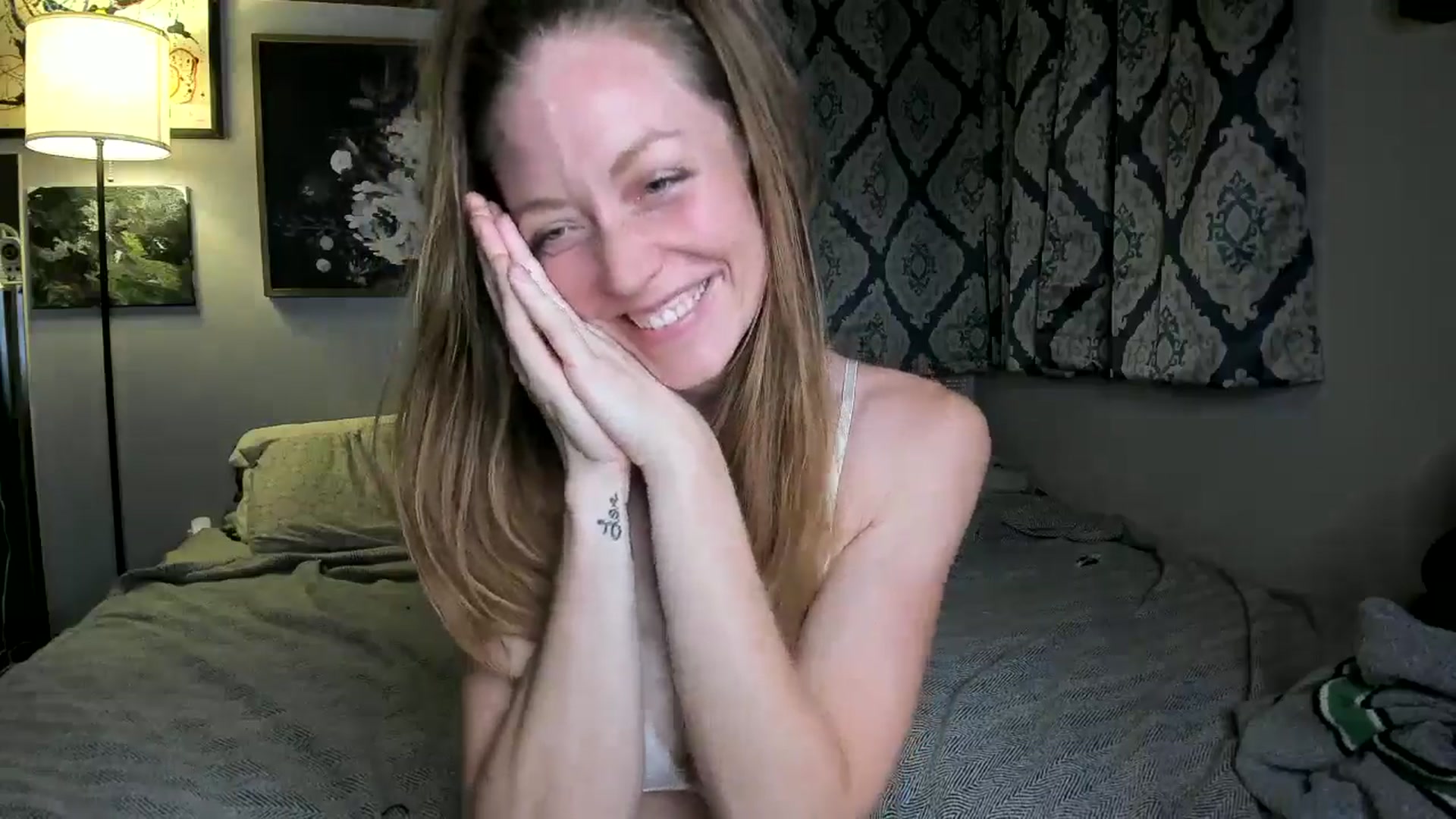 Gallery image thumbnail from KennaKind's myfreecams stream on, 09/23/2024, 02:57 image 8 of 20