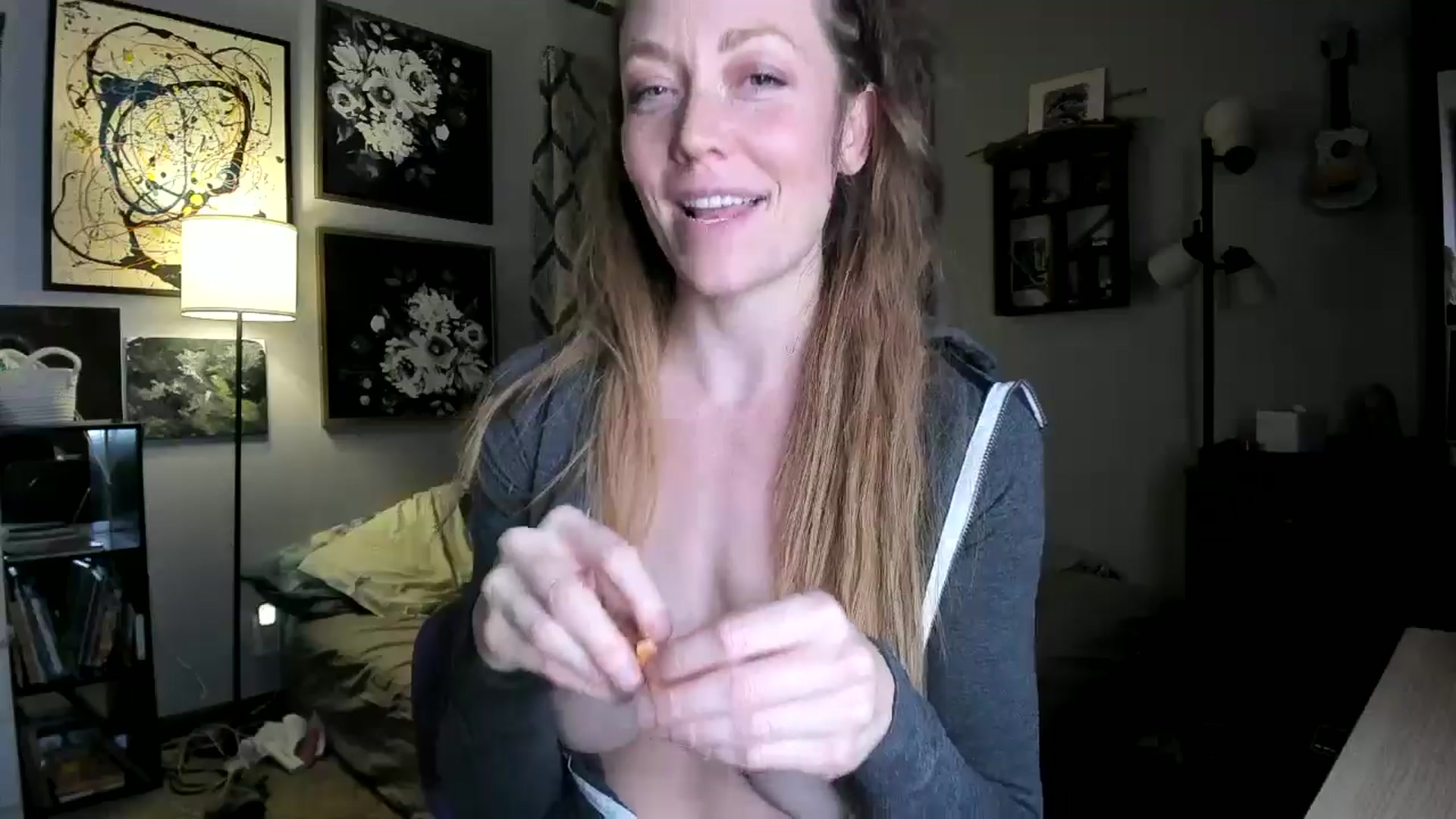 Gallery image thumbnail from KennaKind's myfreecams stream on, 10/14/2024, 03:07 image 20 of 20