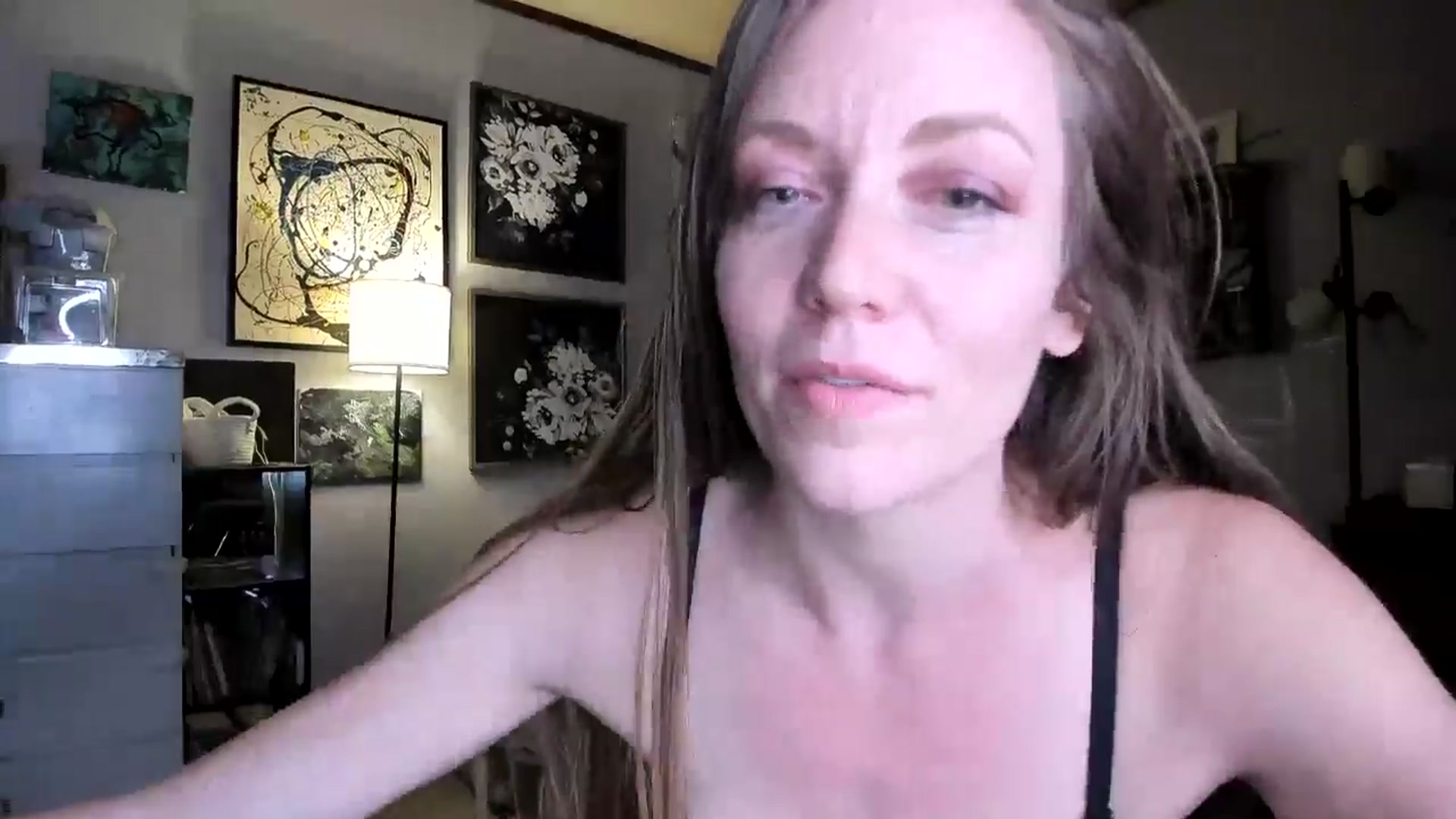 Gallery image thumbnail from KennaKind's myfreecams stream on, 10/19/2024, 02:36 image 10 of 20