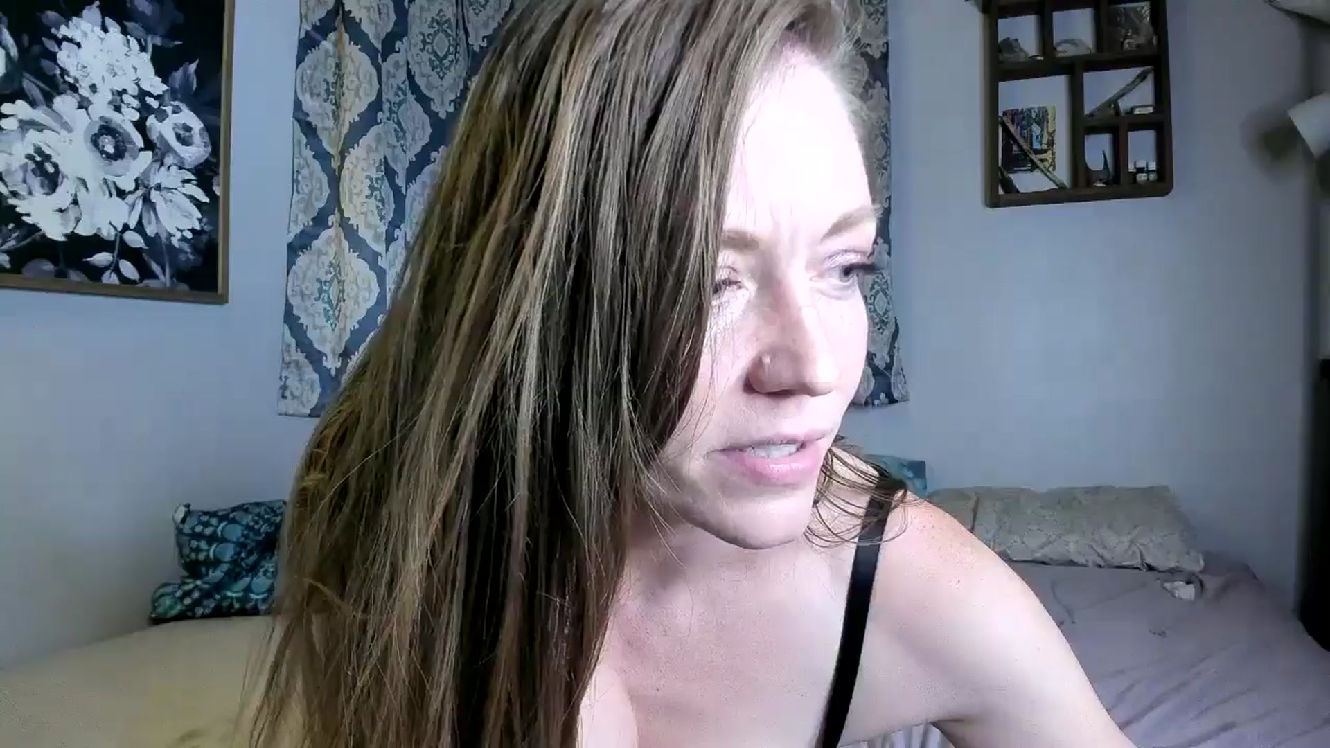 Gallery image thumbnail from KennaKind's myfreecams stream on, 10/25/2024, 03:35 image 9 of 20