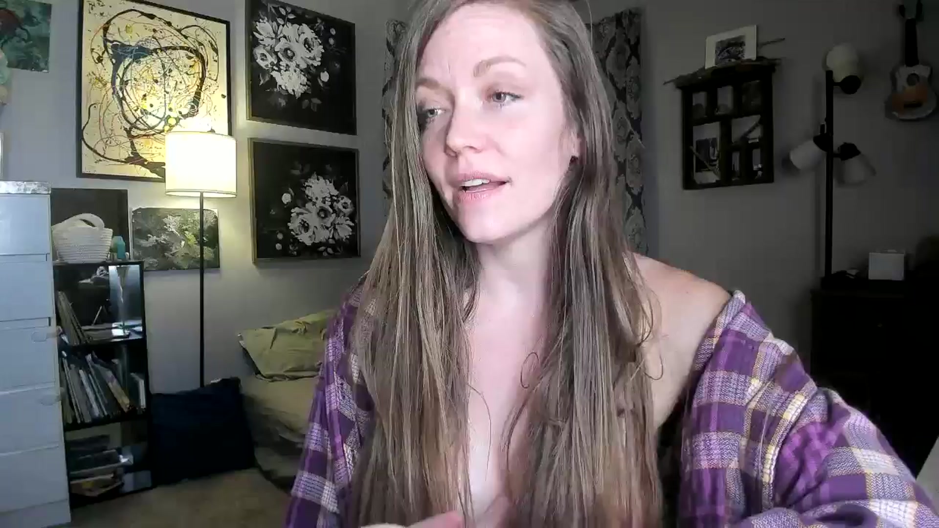 Gallery image thumbnail from KennaKind's myfreecams stream on, 11/11/2024, 04:20 image 12 of 20