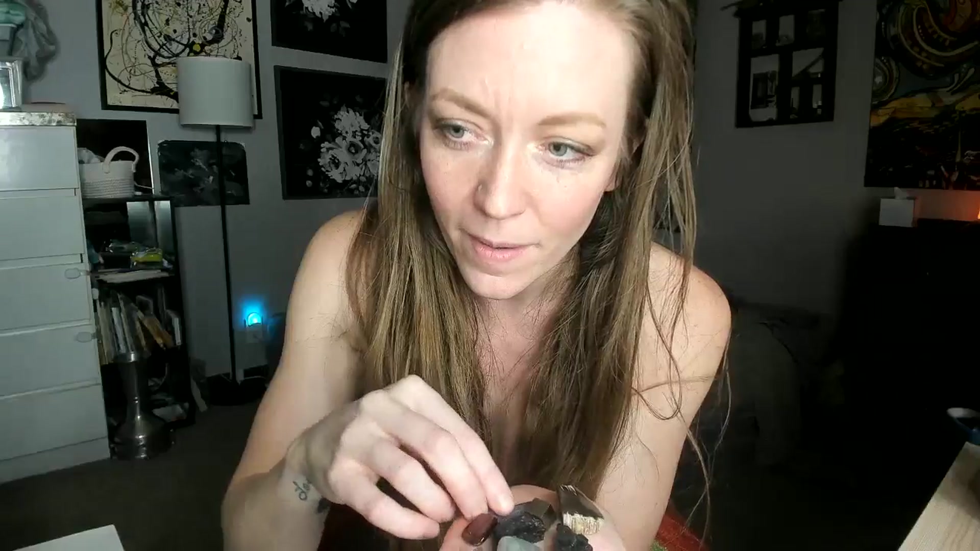 Gallery image thumbnail from KennaKind's myfreecams stream on, 12/23/2024, 04:30 image 13 of 20