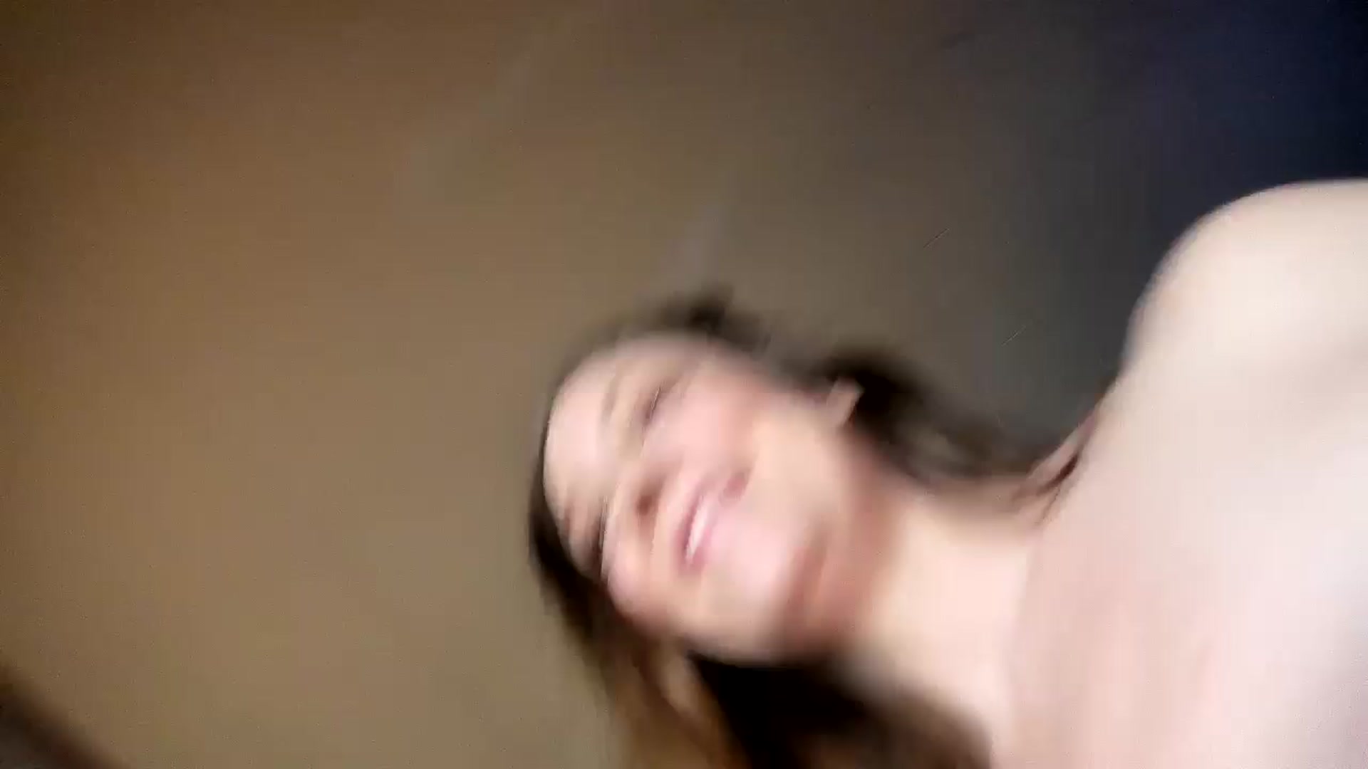 Gallery image thumbnail from KennaKind's myfreecams stream on, 01/04/2025, 04:14 image 12 of 20