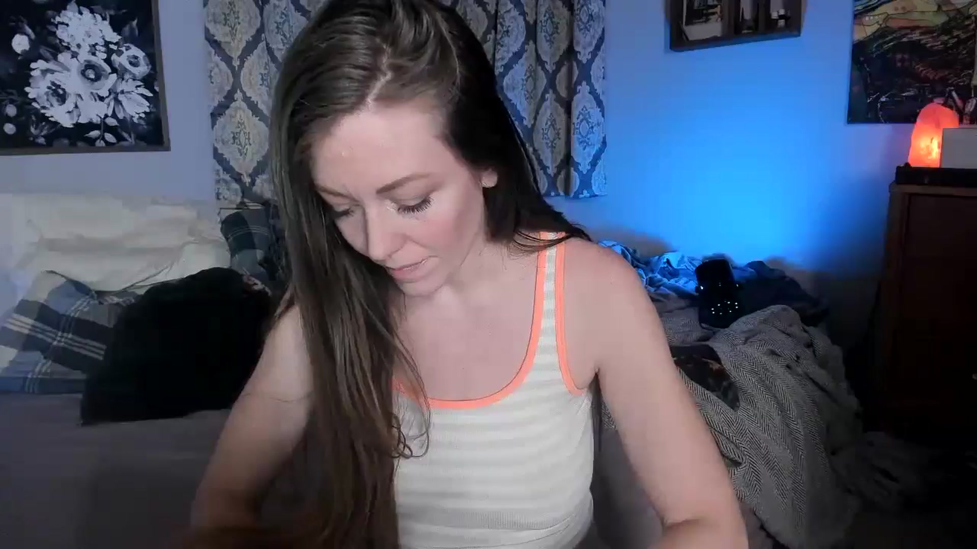 Gallery image thumbnail from KennaKind's myfreecams stream on, 01/13/2025, 02:46 image 3 of 20
