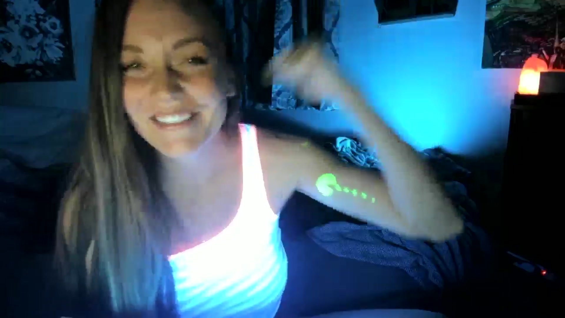 Gallery image thumbnail from KennaKind's myfreecams stream on, 01/13/2025, 03:31 image 2 of 20