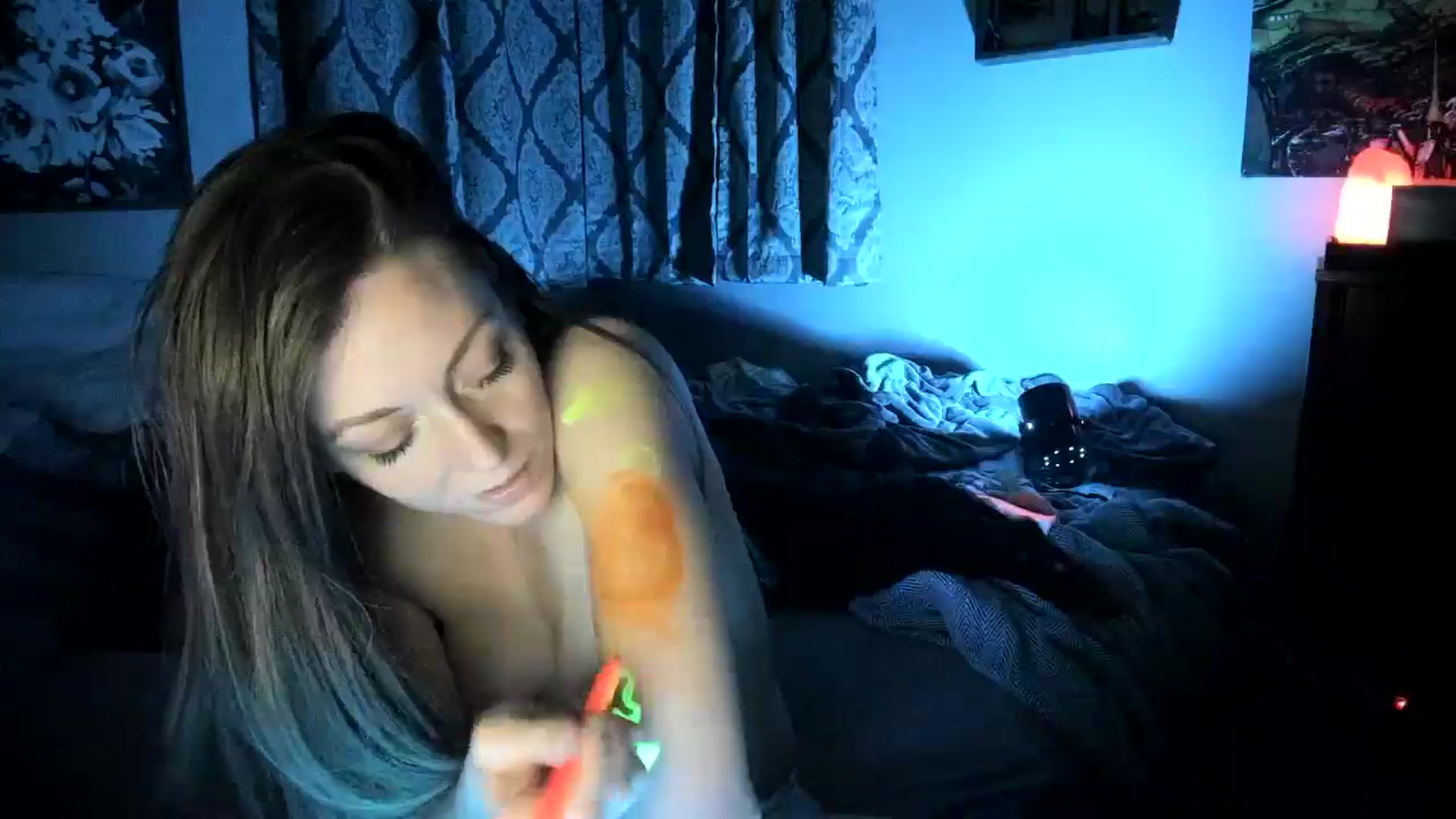 Gallery image thumbnail from KennaKind's myfreecams stream on, 01/13/2025, 04:08 image 8 of 20