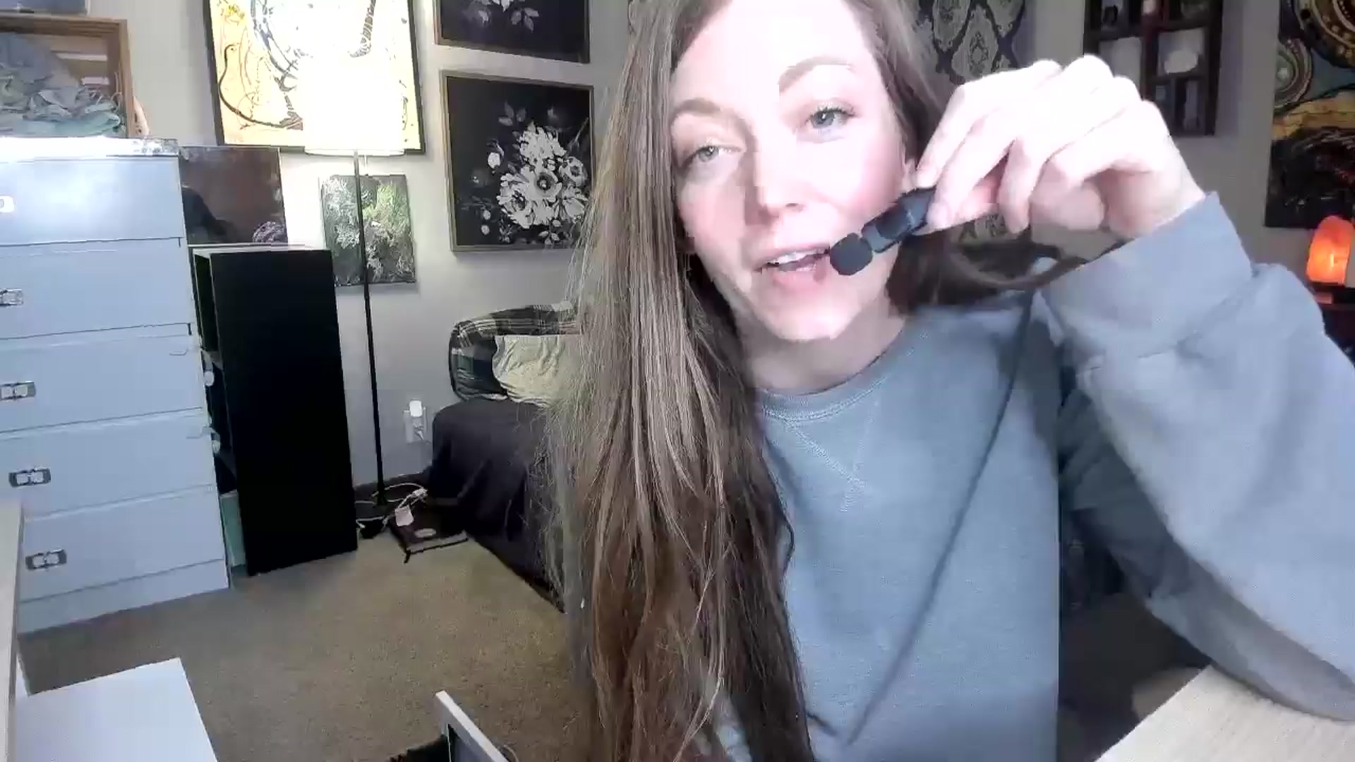 Gallery image thumbnail from KennaKind's myfreecams stream on, 03/16/2025, 03:27 image 15 of 20