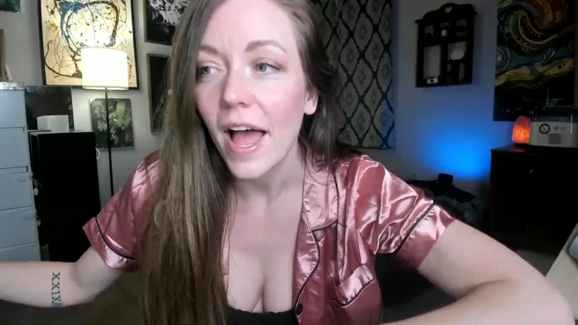 Gallery image thumbnail from KennaKind's myfreecams stream on, 03/17/2025, 03:06 image 13 of 20