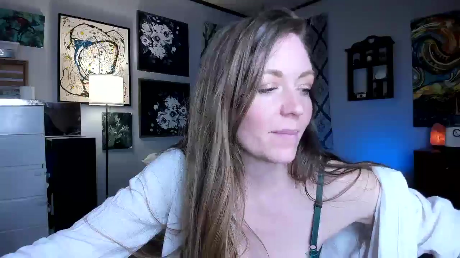 Gallery image thumbnail from KennaKind's myfreecams stream on, 03/31/2025, 03:09 image 5 of 20