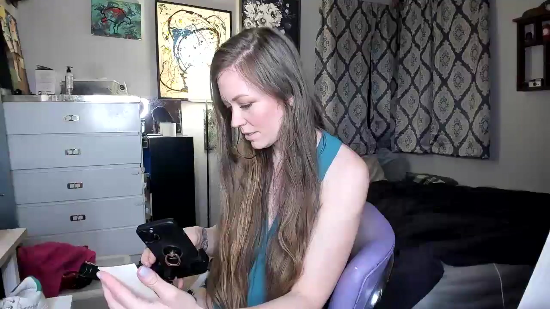 Gallery image thumbnail from KennaKind's myfreecams stream on, 04/07/2025, 03:58 image 13 of 20