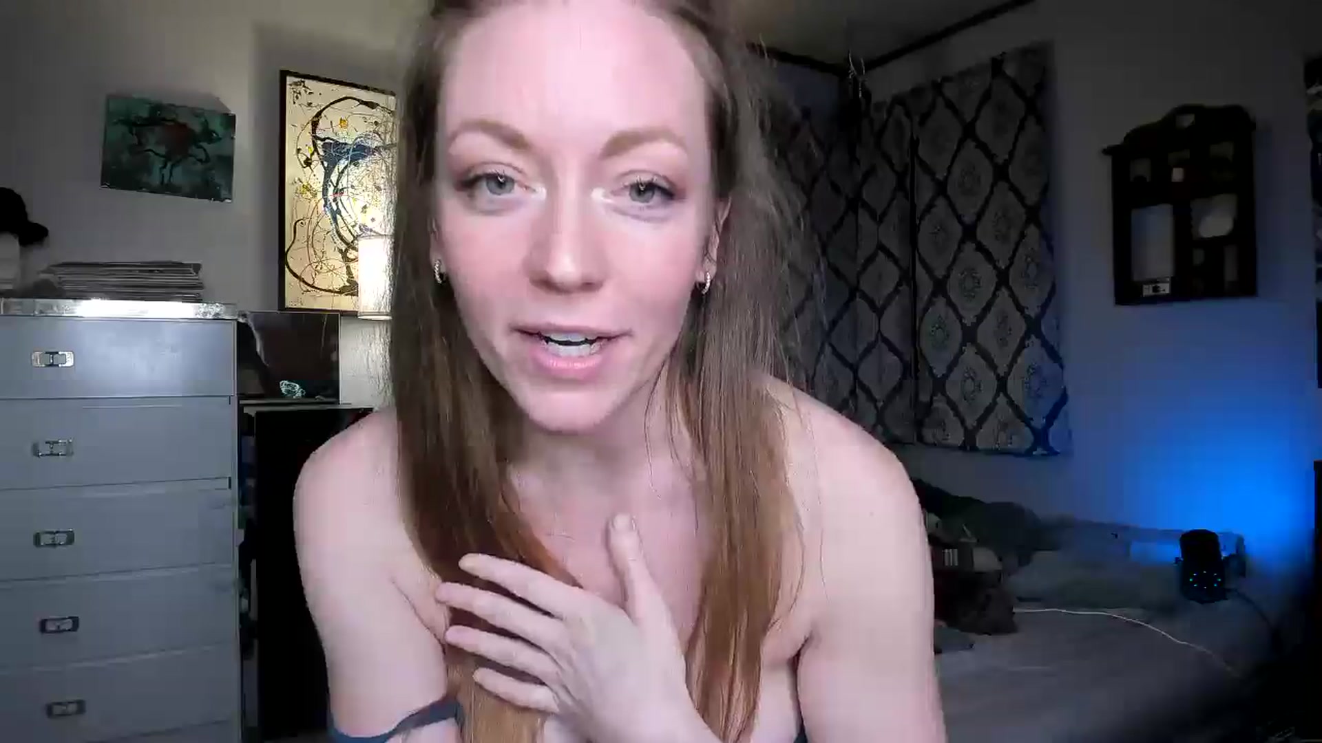 Gallery image thumbnail from KennaKind's myfreecams stream on, 04/21/2025, 03:55 image 12 of 20