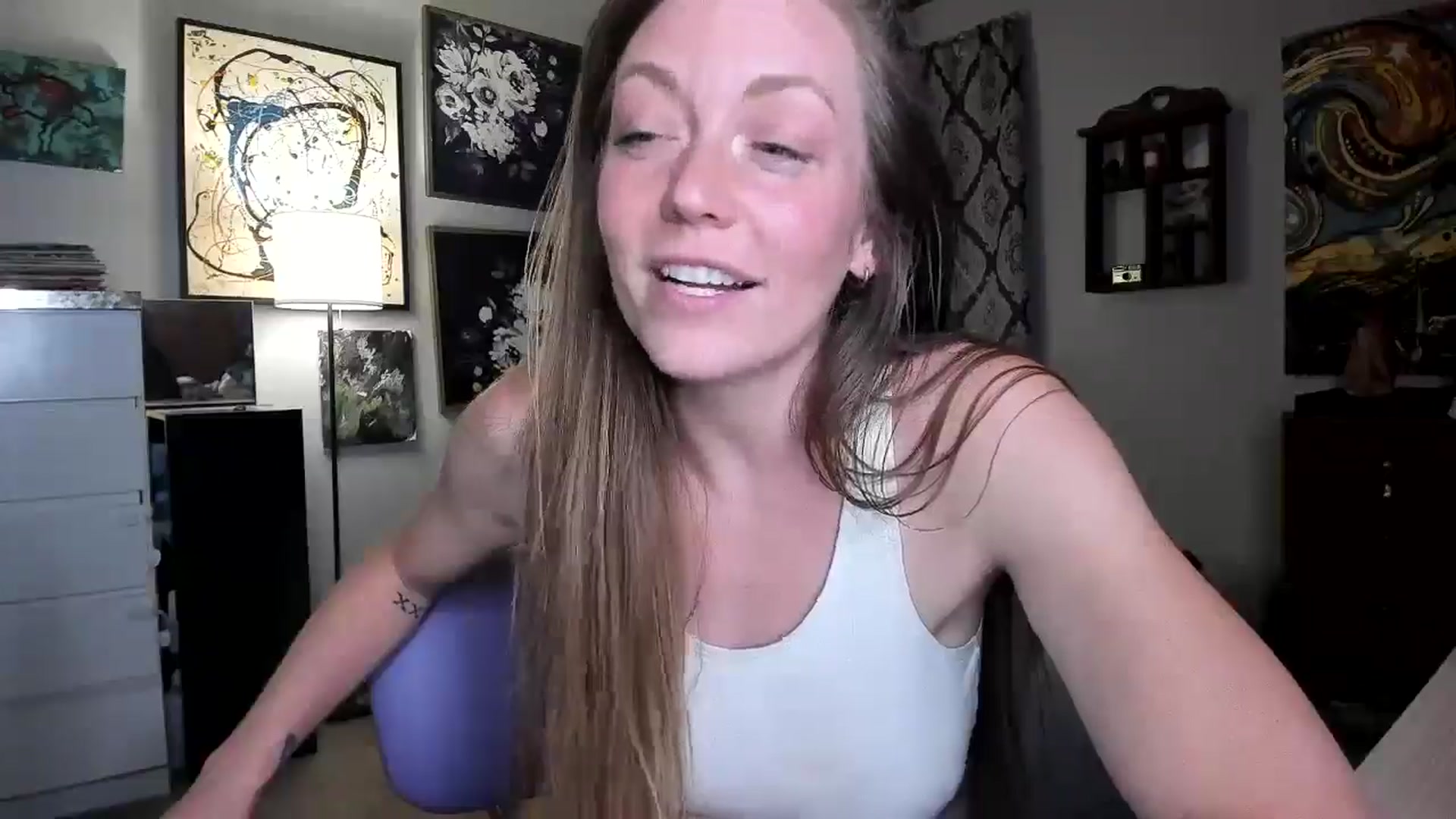 Gallery image thumbnail from KennaKind's myfreecams stream on, 06/21/2025, 03:38 image 10 of 20