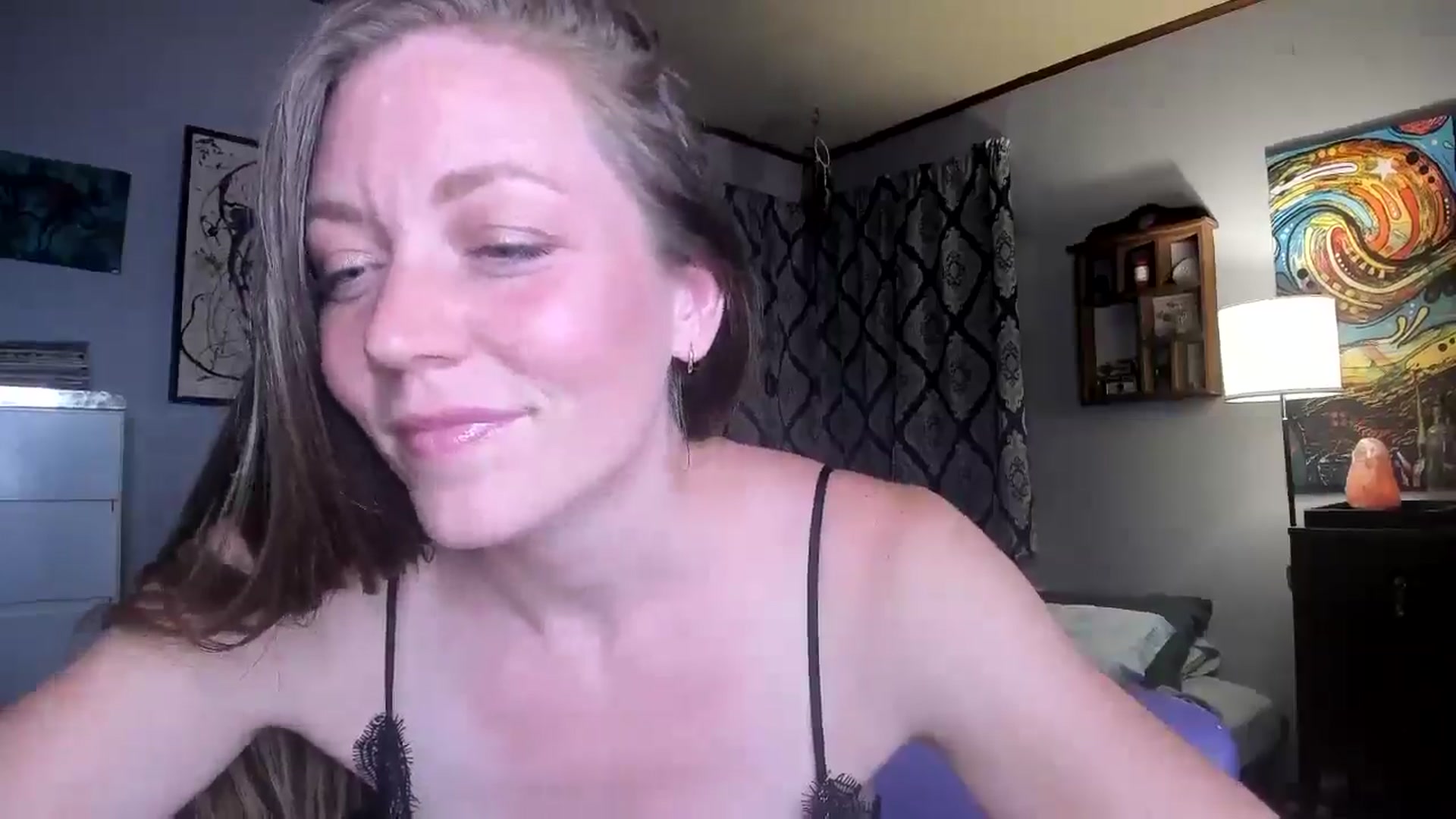 Gallery image thumbnail from KennaKind's myfreecams stream on, 08/04/2025, 03:07 image 16 of 20