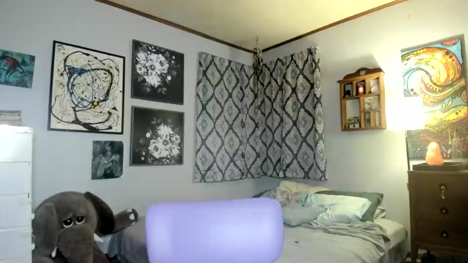 Gallery image thumbnail from KennaKind's myfreecams stream on, 08/04/2025, 03:07 image 19 of 20