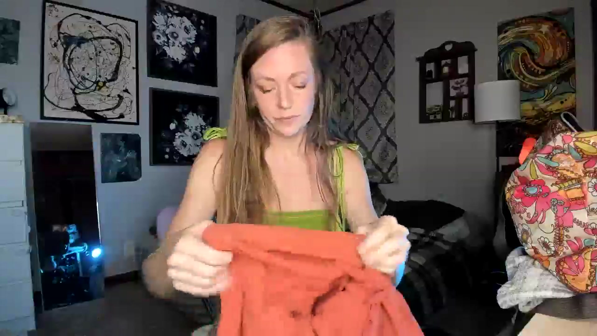Gallery image thumbnail from KennaKind's myfreecams stream on, 10/20/2025, 03:06 image 3 of 20