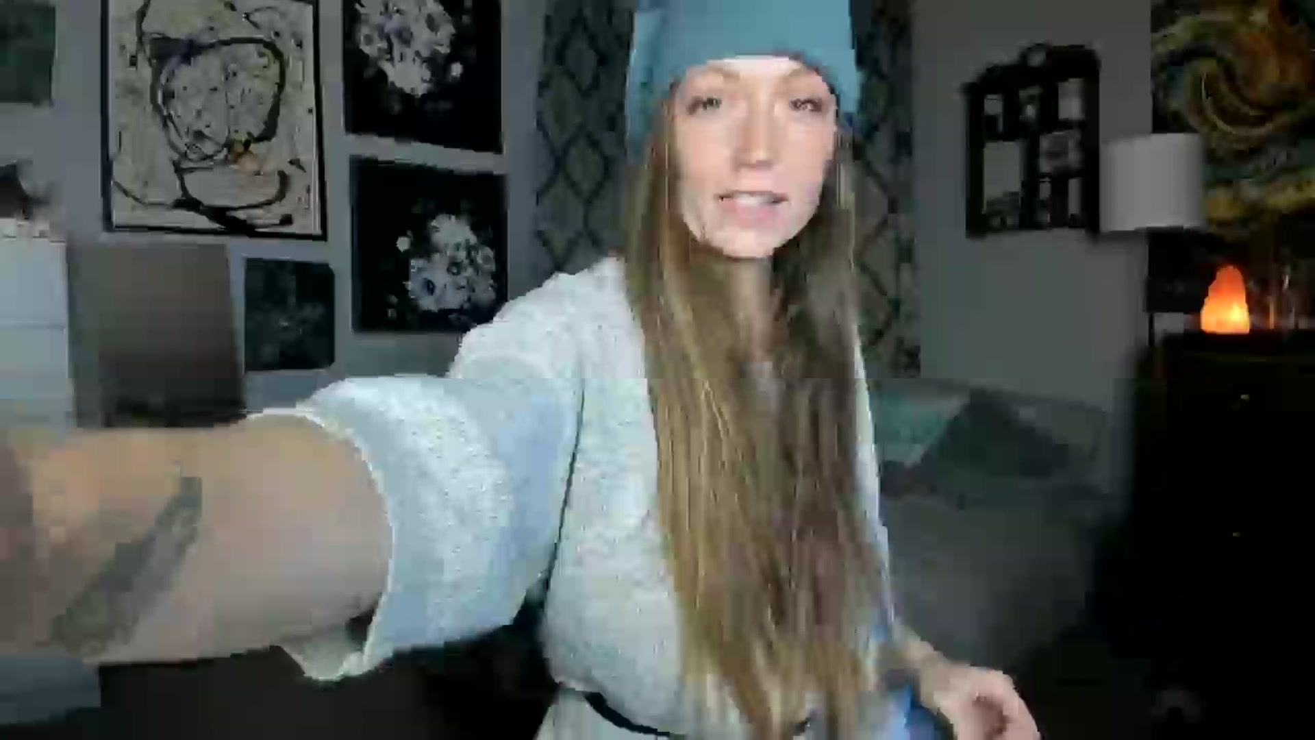 Gallery image thumbnail from KennaKind's myfreecams stream on, 10/31/2025, 01:40 image 19 of 20