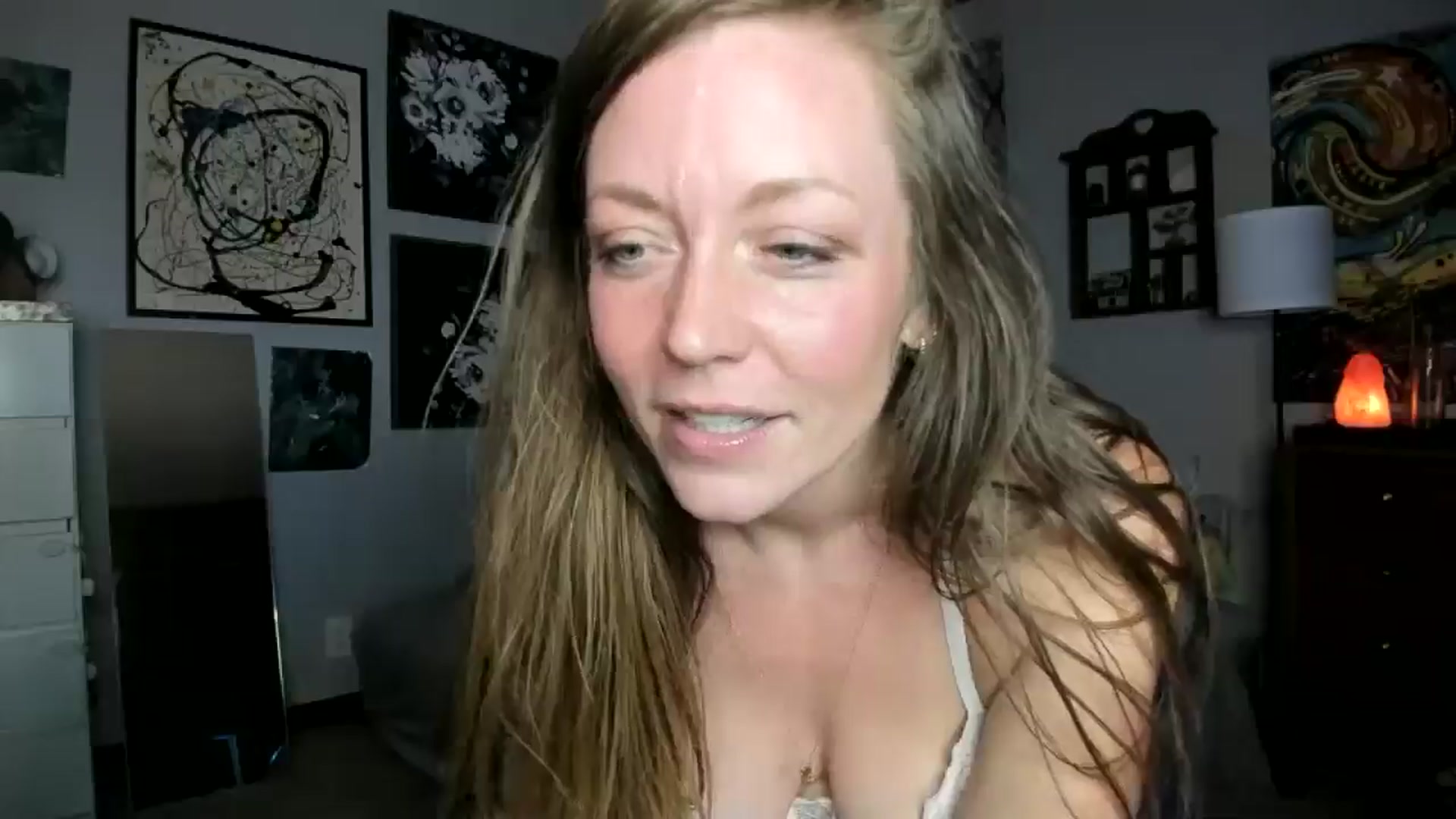 Gallery image thumbnail from KennaKind's myfreecams stream on, 11/03/2025, 03:34 image 14 of 20