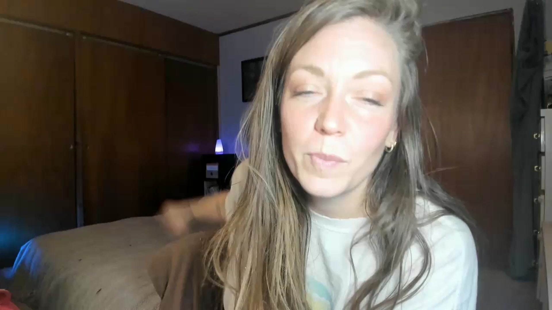 Gallery image thumbnail from KennaKind's myfreecams stream on, 11/10/2025, 02:34 image 19 of 20