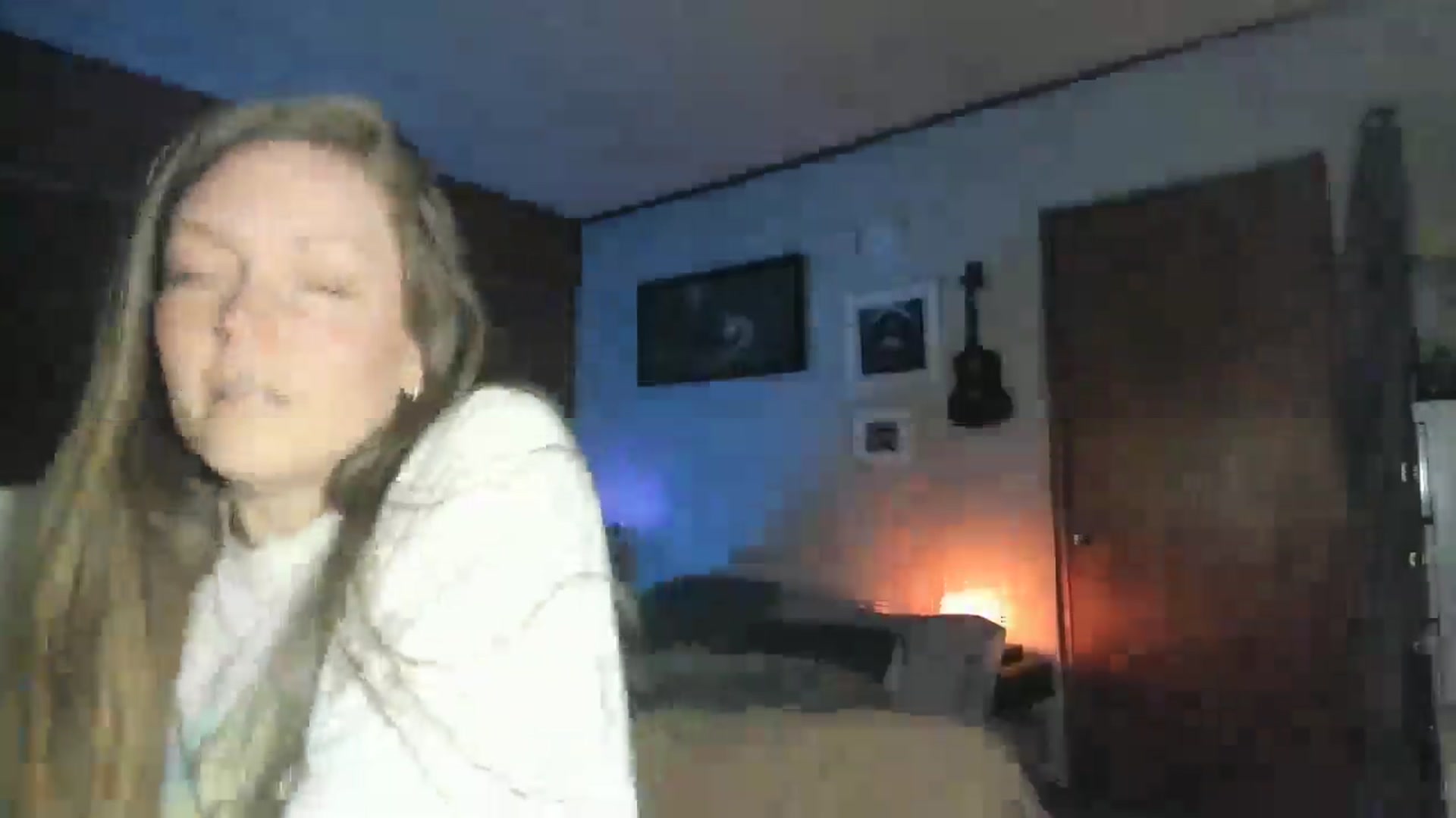 Gallery image thumbnail from KennaKind's myfreecams stream on, 11/10/2025, 02:34 image 5 of 20