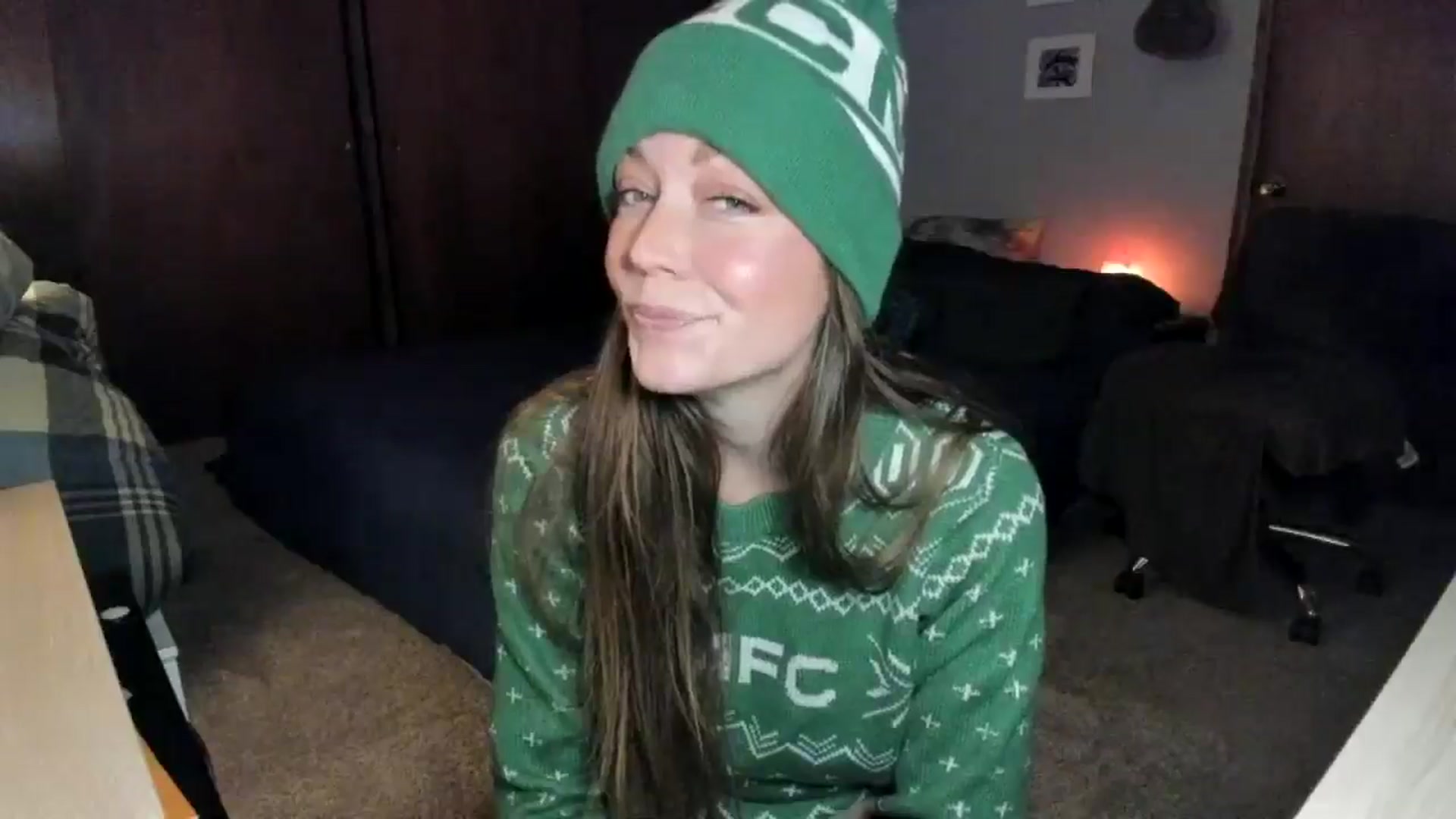 Gallery image thumbnail from KennaKind's myfreecams stream on, 11/17/2025, 04:18 image 5 of 20