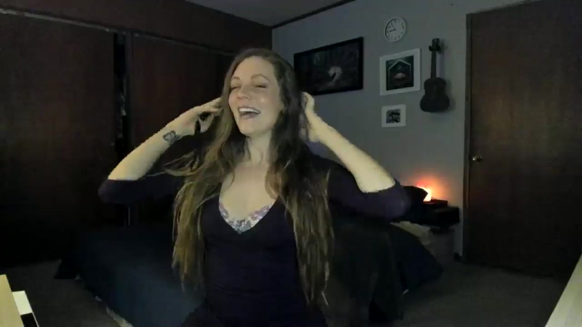 Gallery image thumbnail from KennaKind's myfreecams stream on, 11/23/2025, 04:17 image 7 of 20