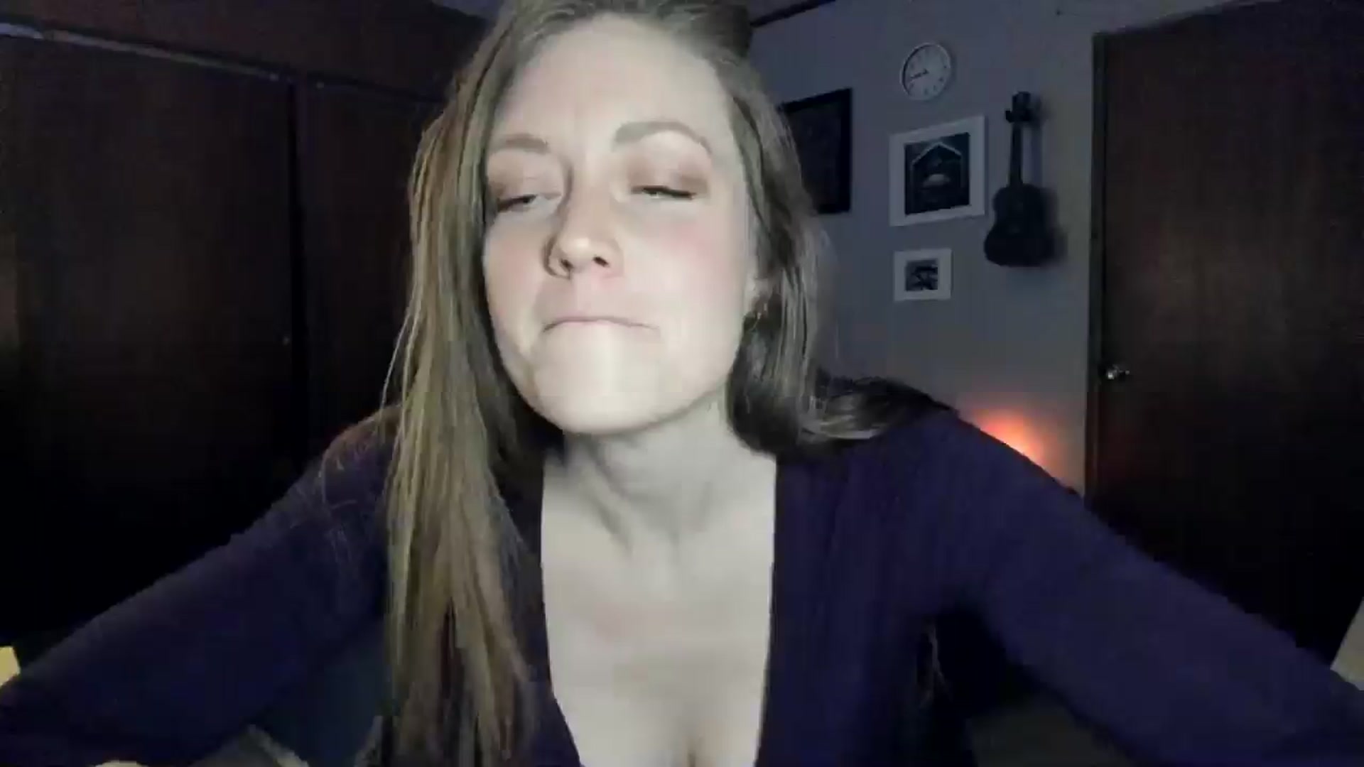 Gallery image thumbnail from KennaKind's myfreecams stream on, 11/23/2025, 04:17 image 5 of 20