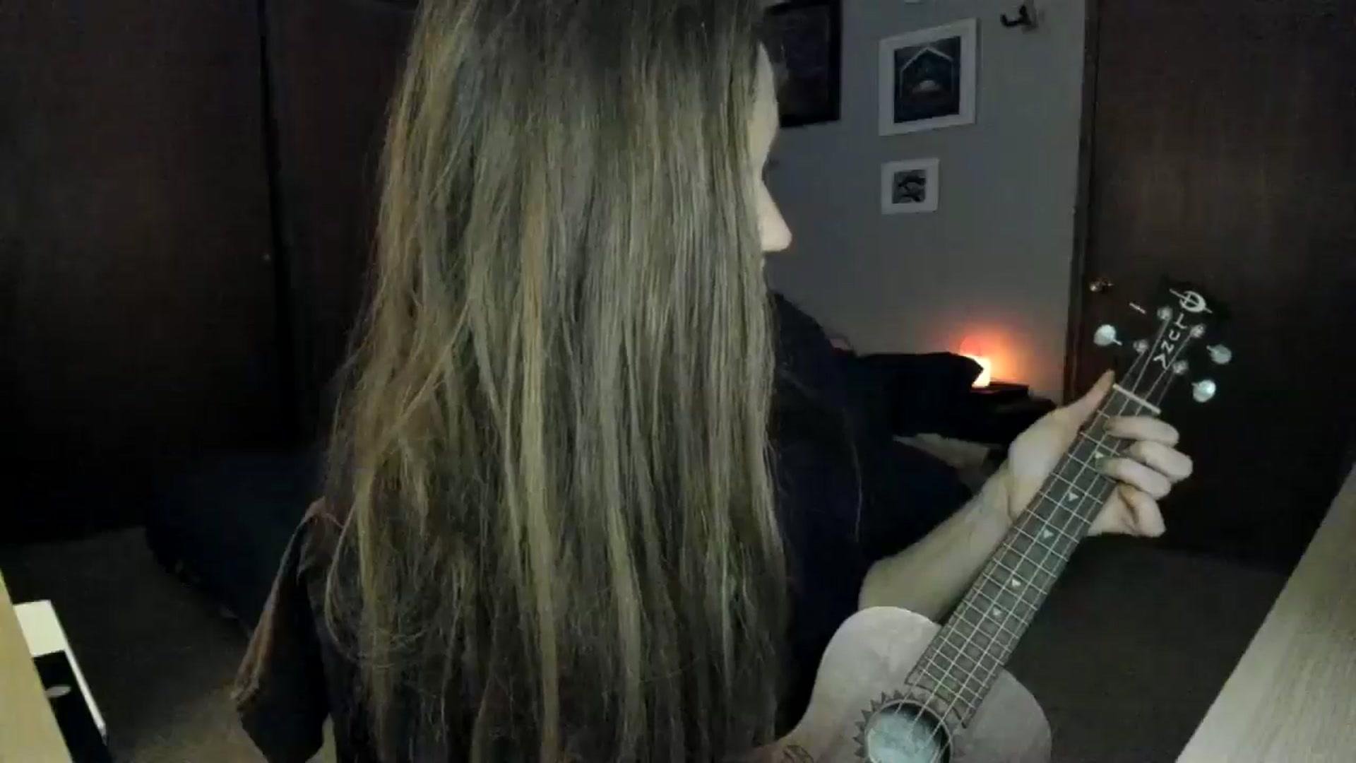Gallery image thumbnail from KennaKind's myfreecams stream on, 11/23/2025, 04:17 image 2 of 20