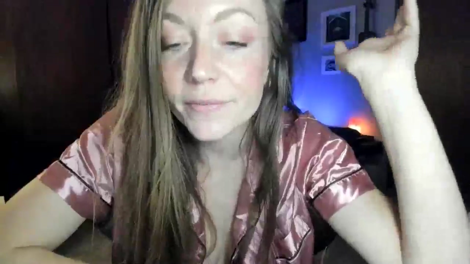 Gallery image thumbnail from KennaKind's myfreecams stream on, 11/24/2025, 04:30 image 16 of 20