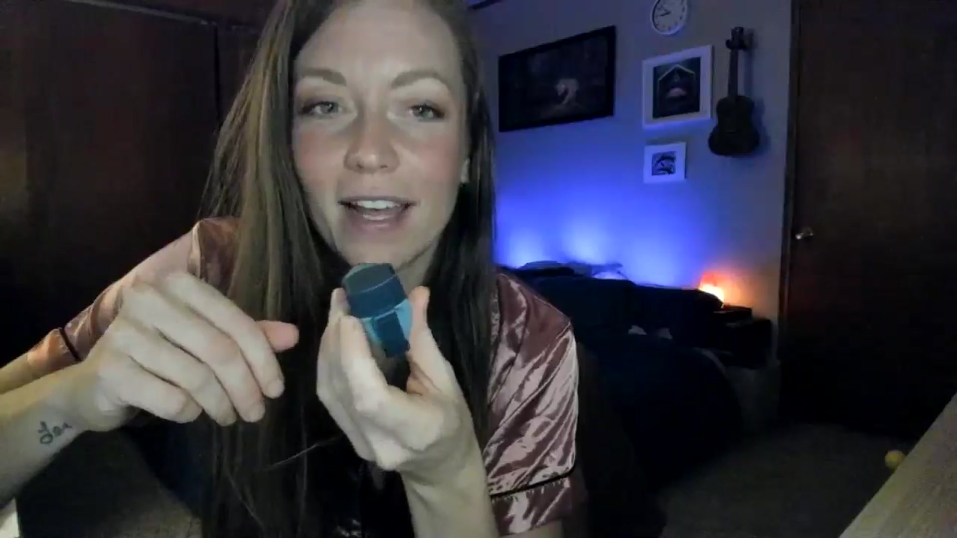 Gallery image thumbnail from KennaKind's myfreecams stream on, 11/24/2025, 04:30 image 7 of 20