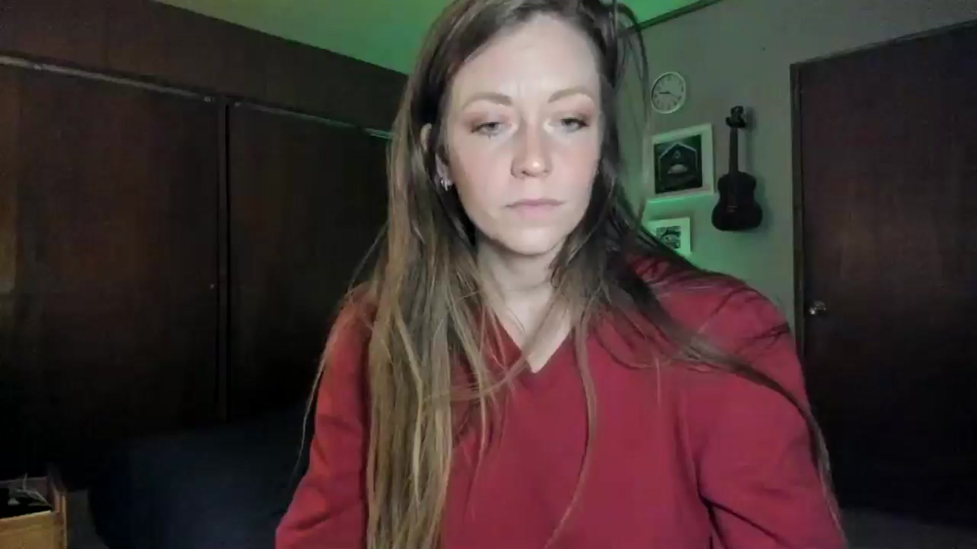Gallery image thumbnail from KennaKind's myfreecams stream on, 12/05/2025, 03:42 image 1 of 20