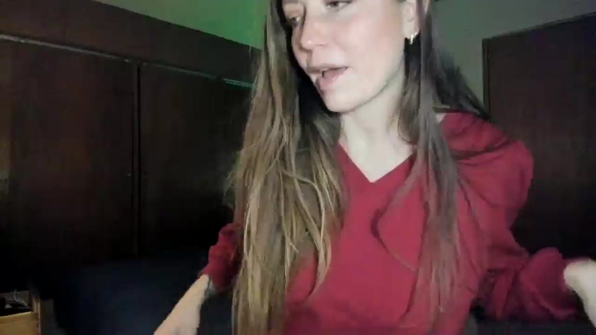 Gallery image thumbnail from KennaKind's myfreecams stream on, 12/05/2025, 03:42 image 10 of 20