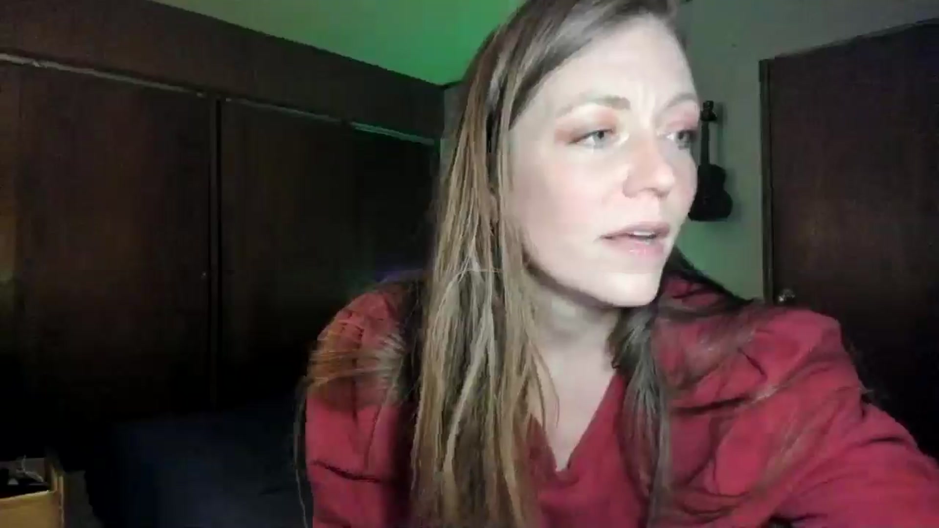 Gallery image thumbnail from KennaKind's myfreecams stream on, 12/05/2025, 03:42 image 5 of 20