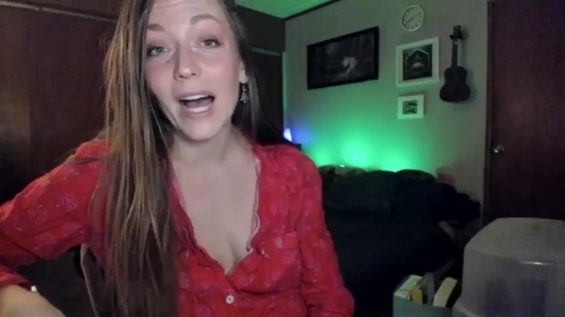 Gallery image thumbnail from KennaKind's myfreecams stream on, 12/08/2025, 02:30 image 8 of 20