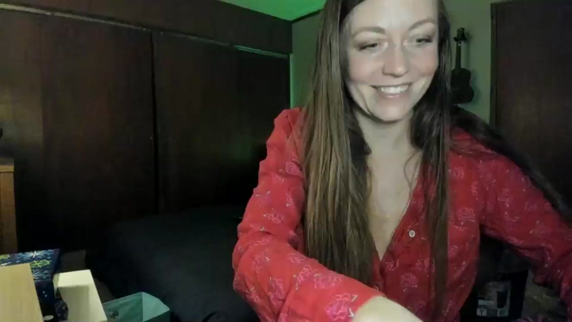 Gallery image thumbnail from KennaKind's myfreecams stream on, 12/08/2025, 04:10 image 1 of 20