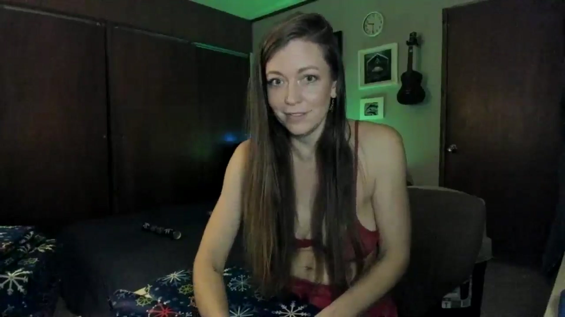 Gallery image thumbnail from KennaKind's myfreecams stream on, 12/08/2025, 04:10 image 12 of 20